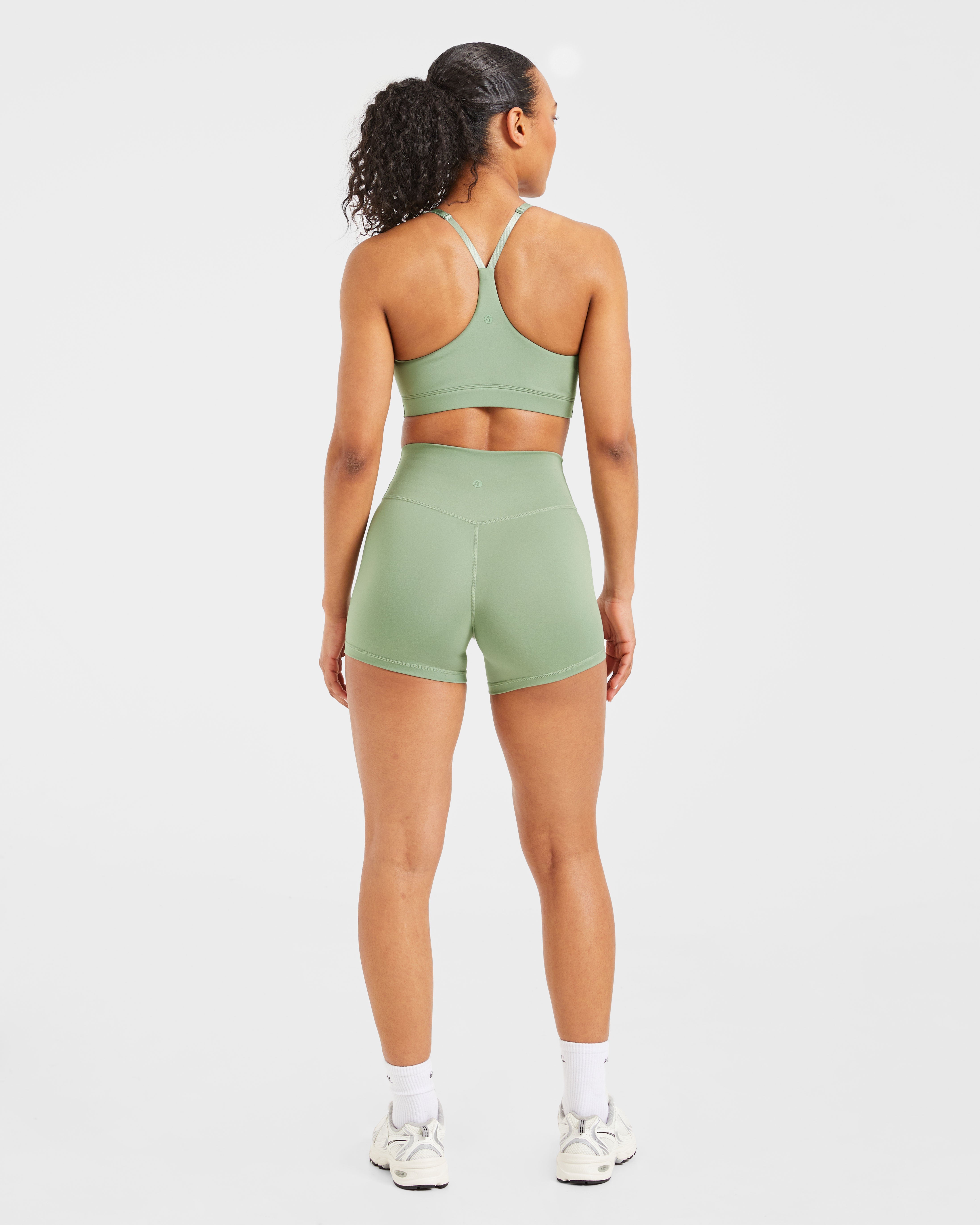 Staple Shorts - Olive Grün