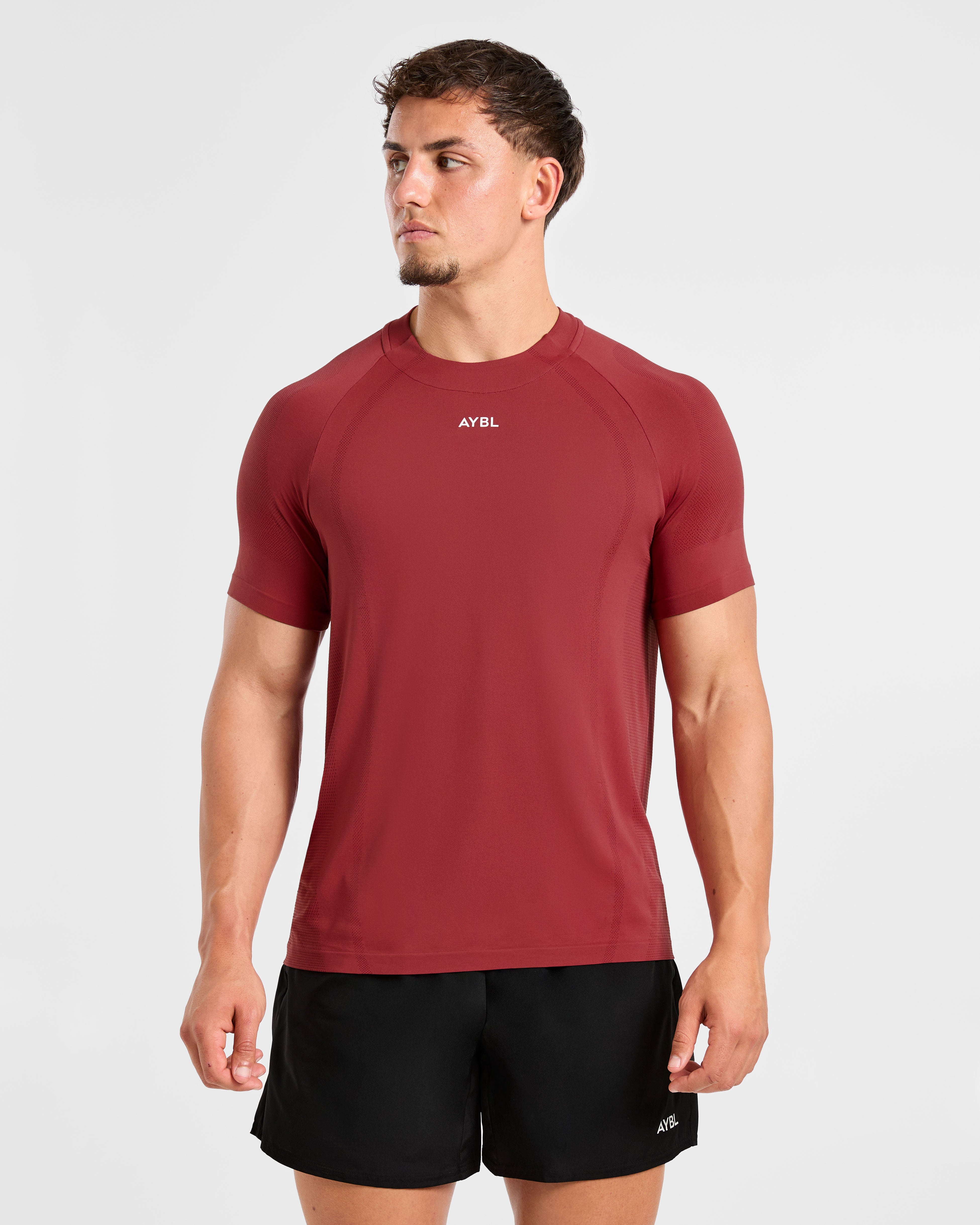 Attain Seamless T Shirt - Maroon Rot