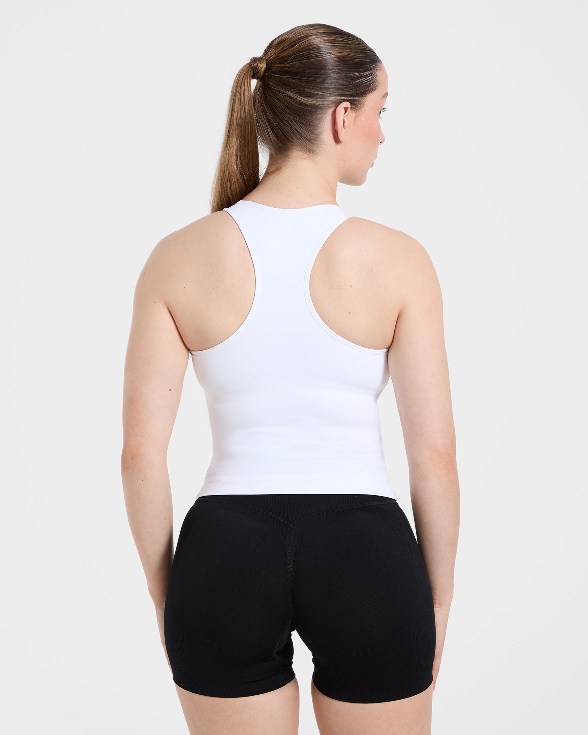 Essential Racerback Tank Top - Weiß