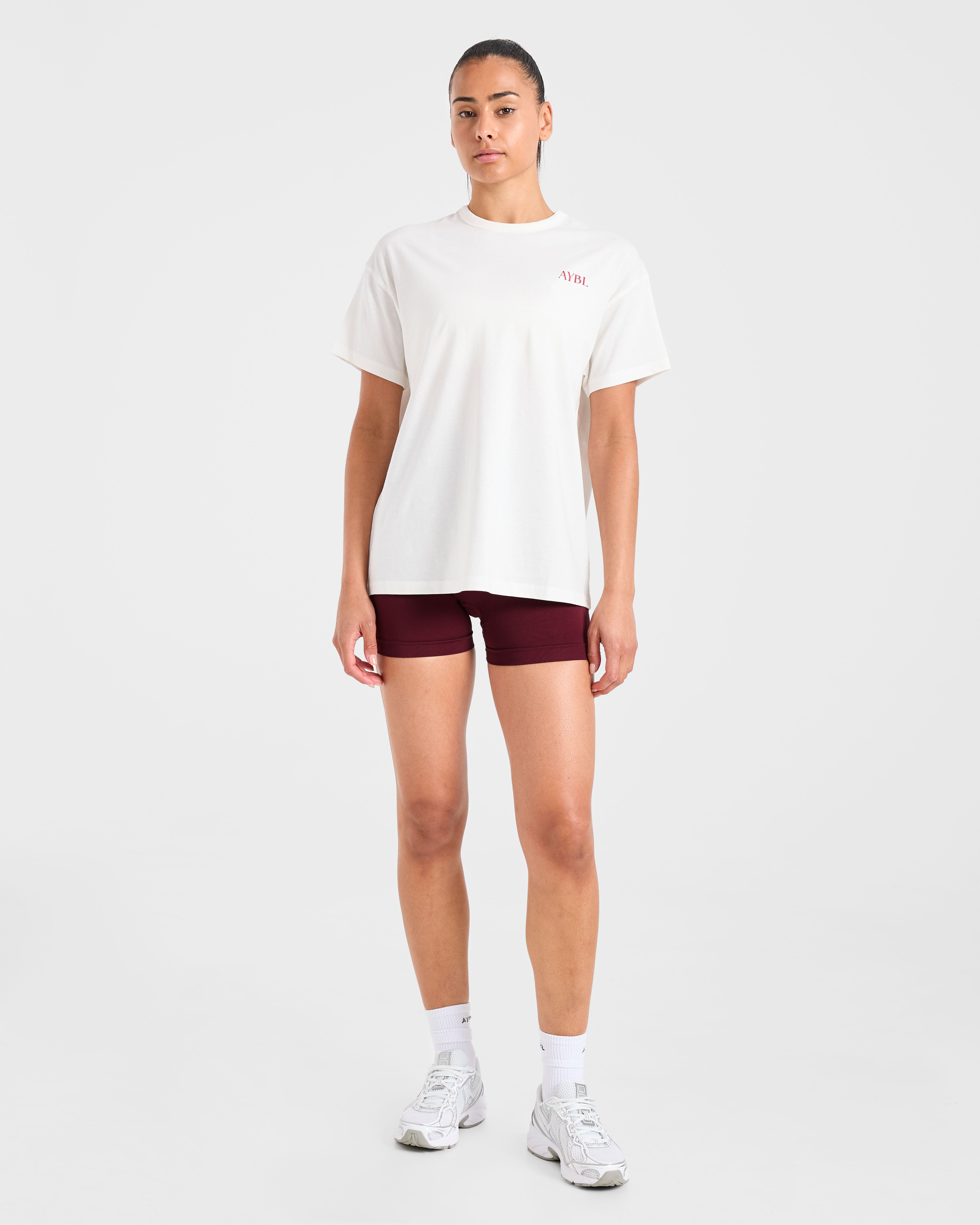 Athletics Club Oversized T Shirt - Off Weiß