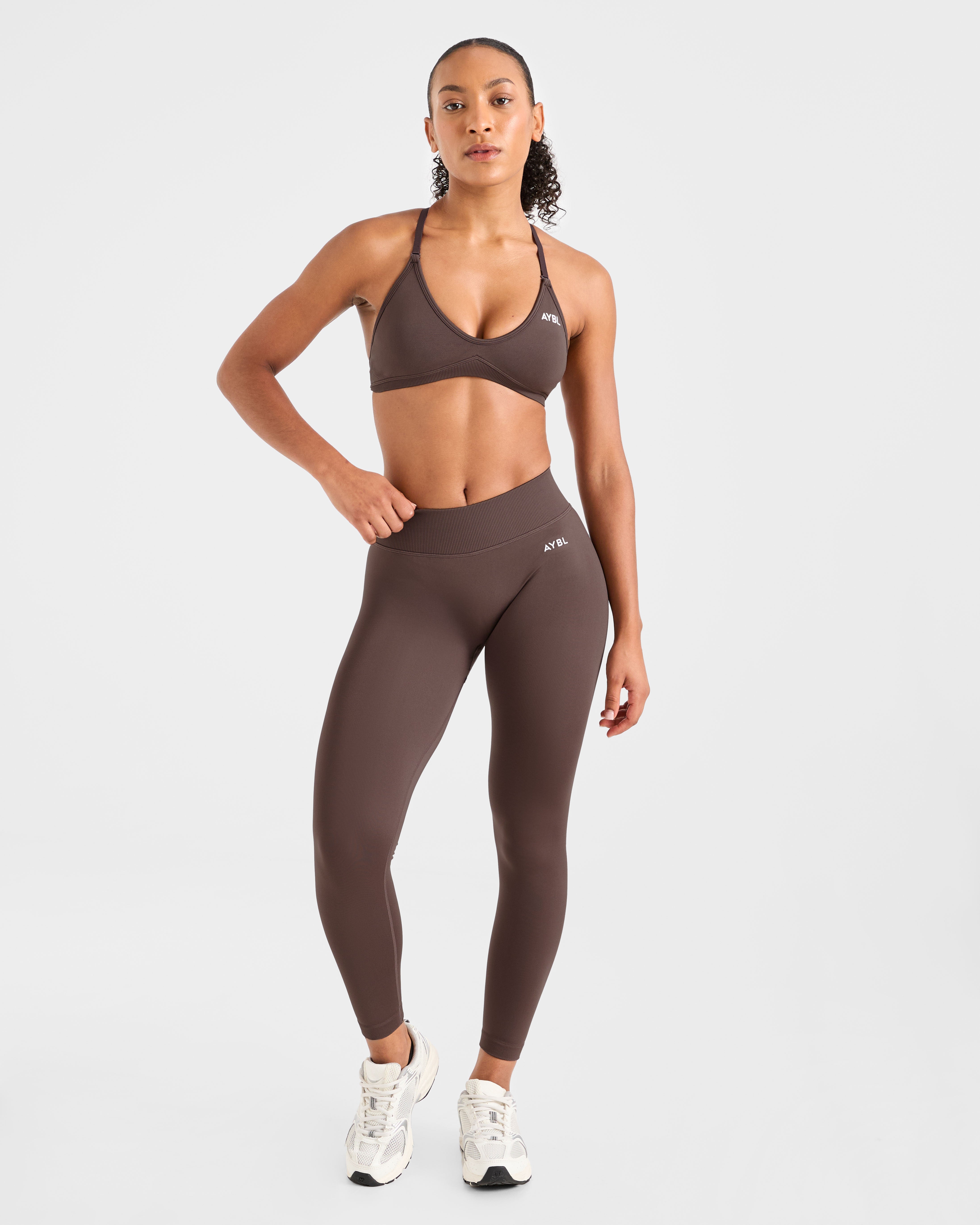 Adapt Seamless Strappy Sports Bra - Braun