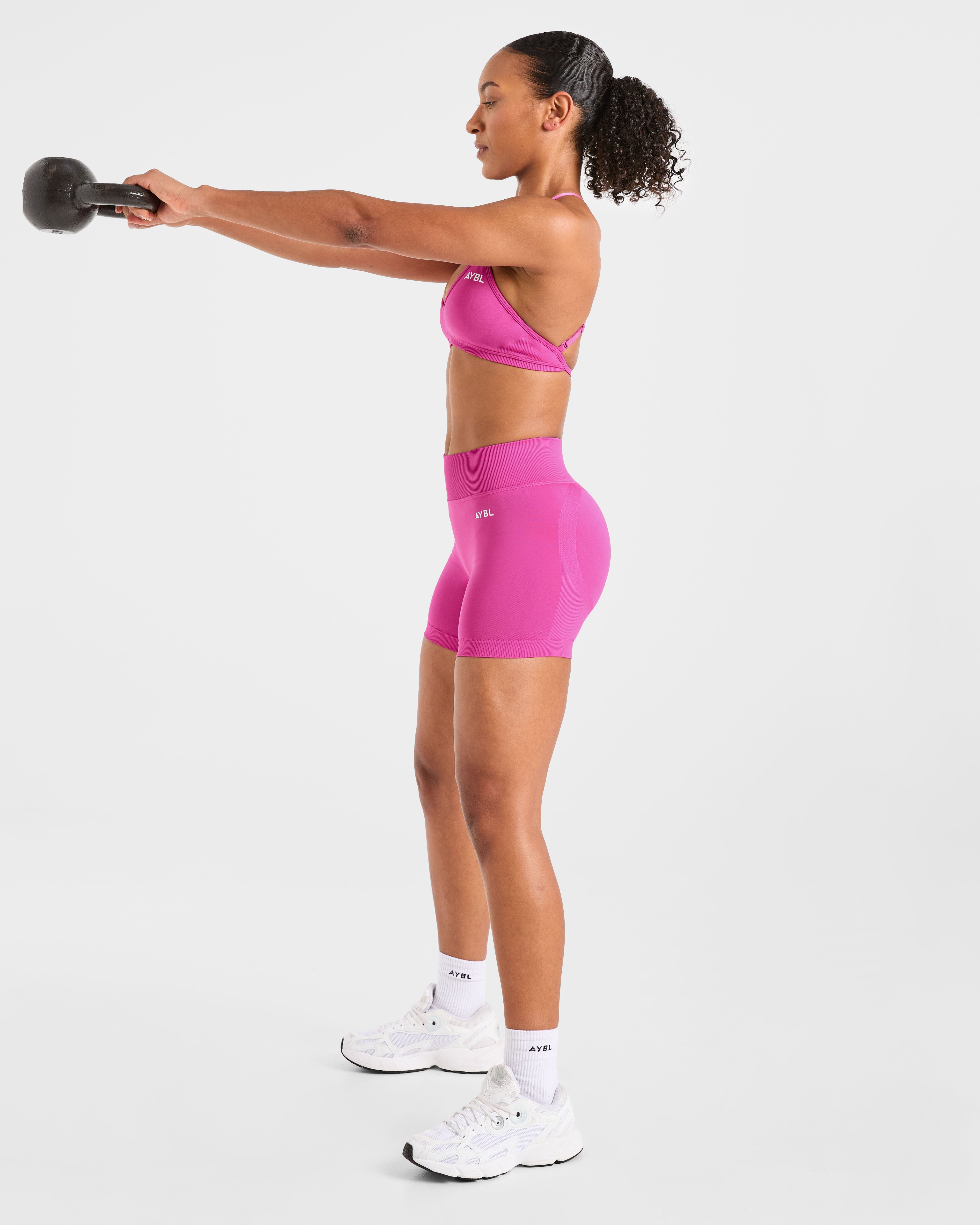 Adapt Seamless Strappy Sports Bra - Rosa