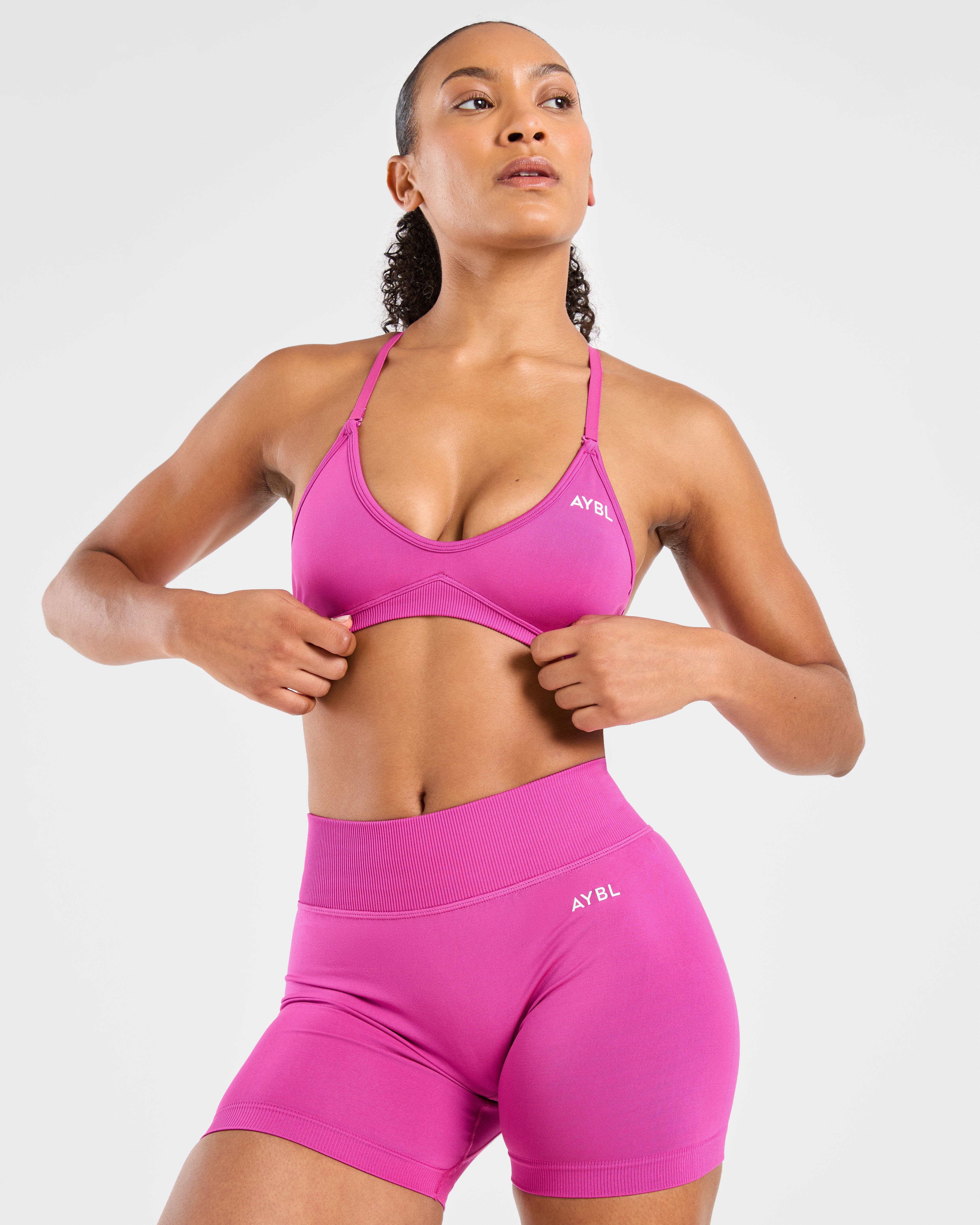 Adapt Seamless Strappy Sports Bra - Rosa