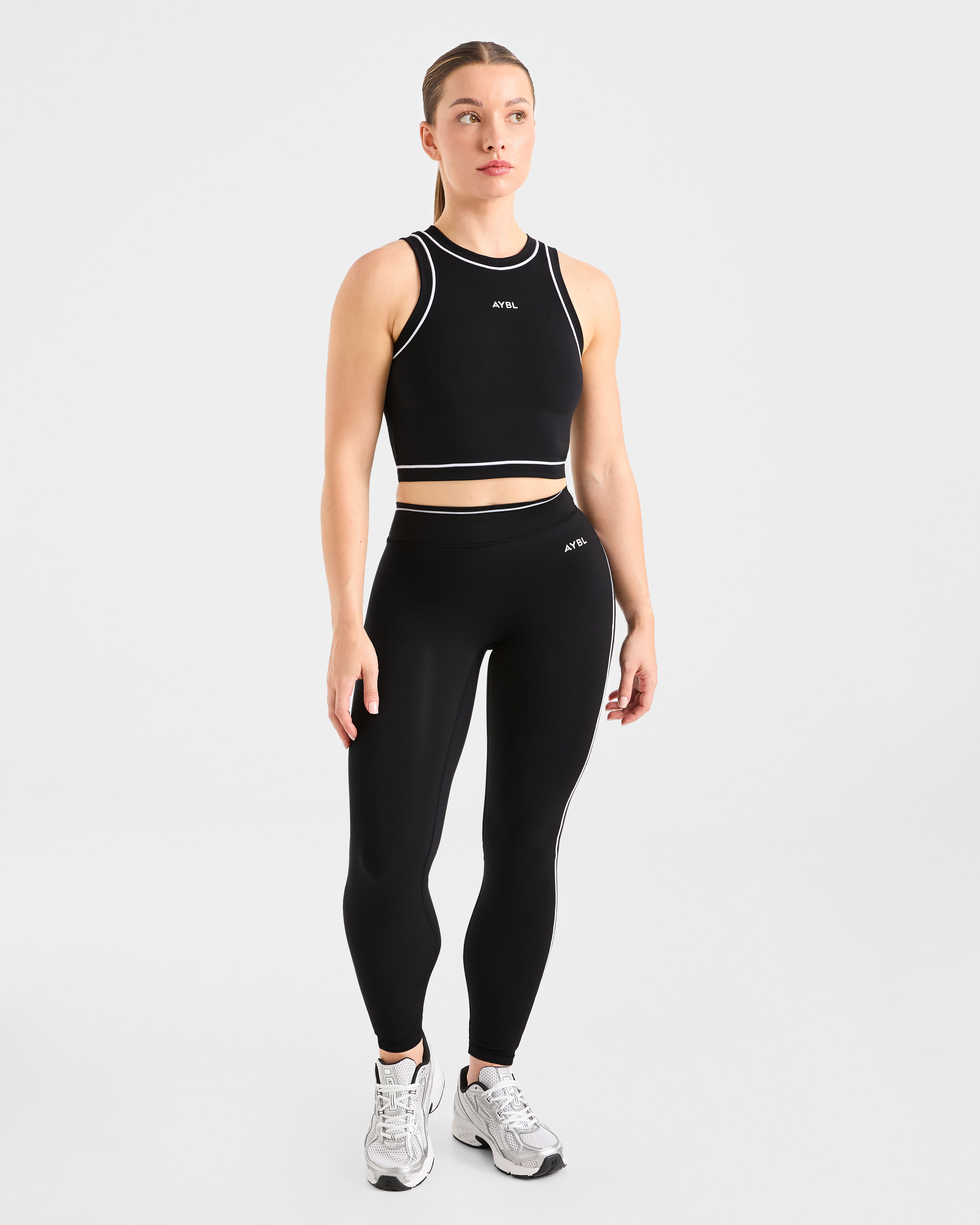 Form Tank Top - Schwarz
