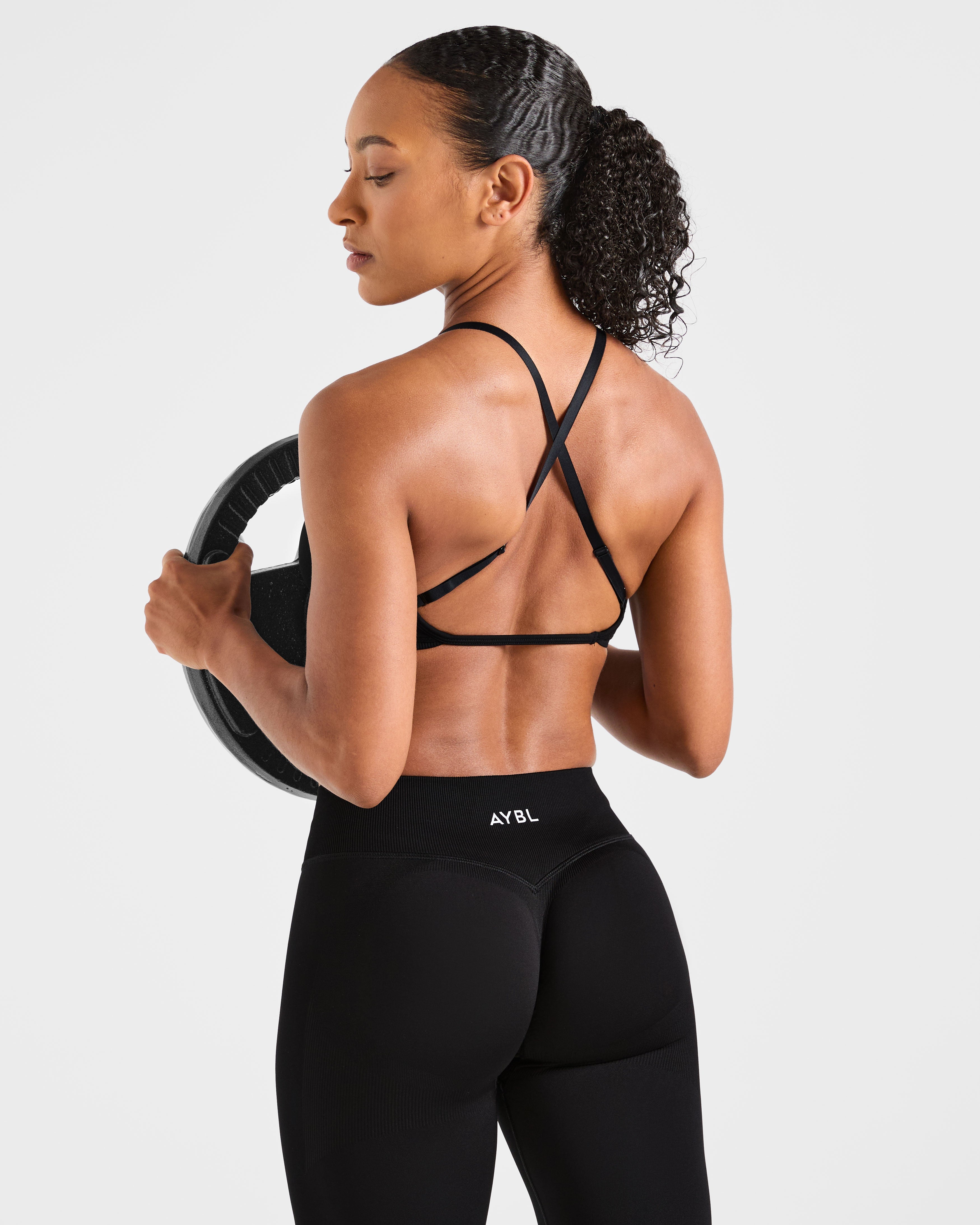 Adapt Seamless Strappy Sports Bra - Schwarz