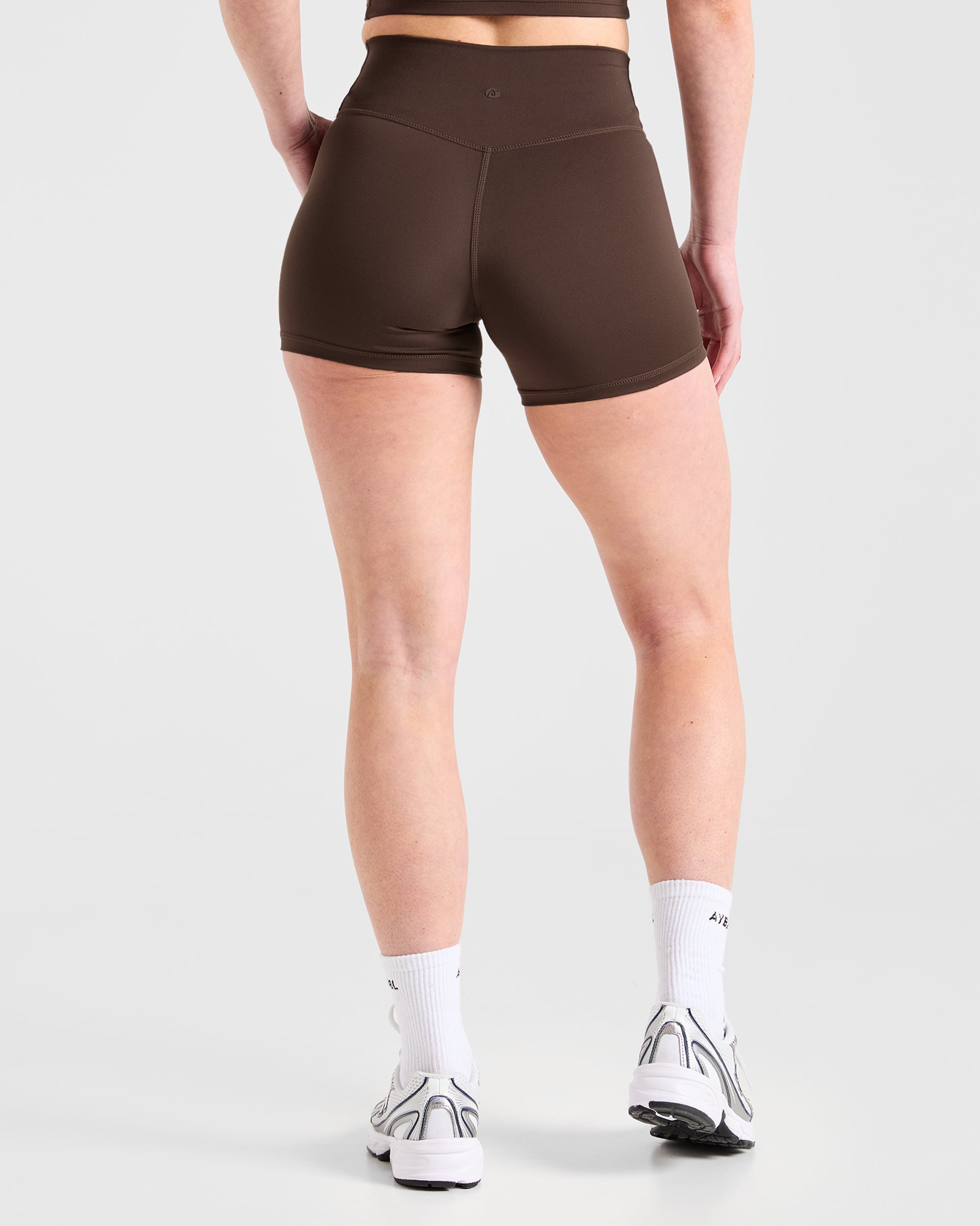 Staple Shorts - Braun