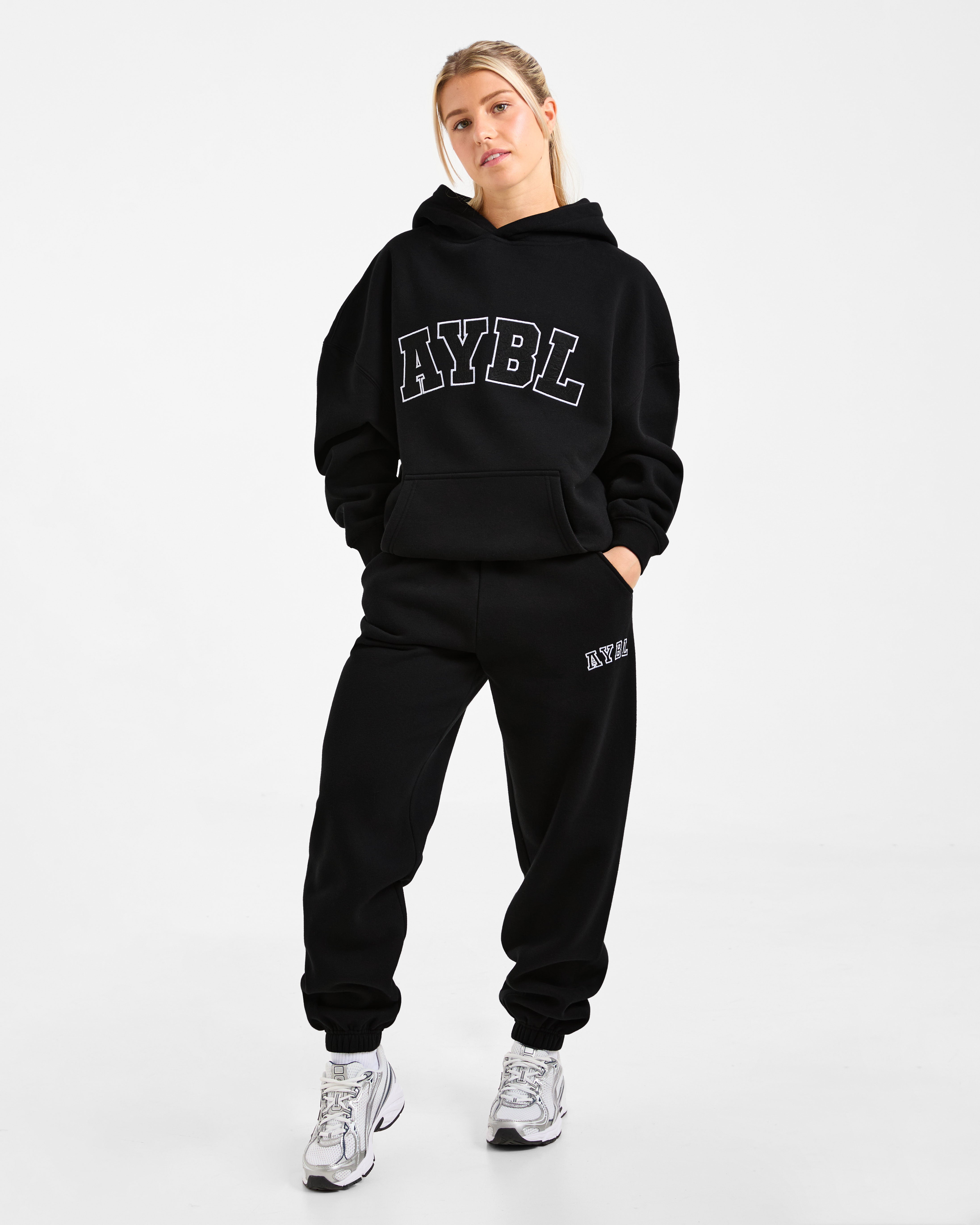 Varsity 2.0 Oversized Joggers - Schwarz