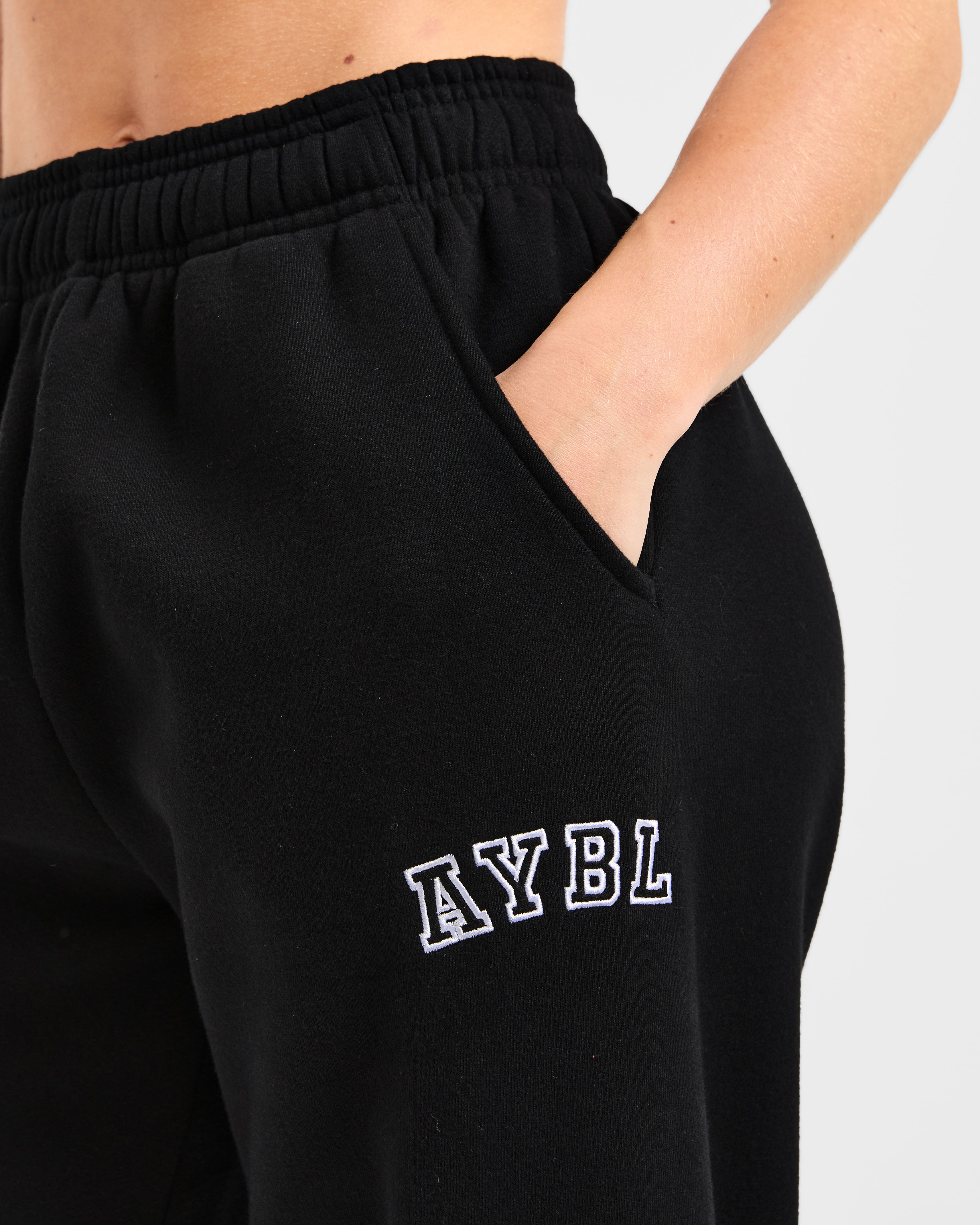 Varsity 2.0 Oversized Joggers - Schwarz