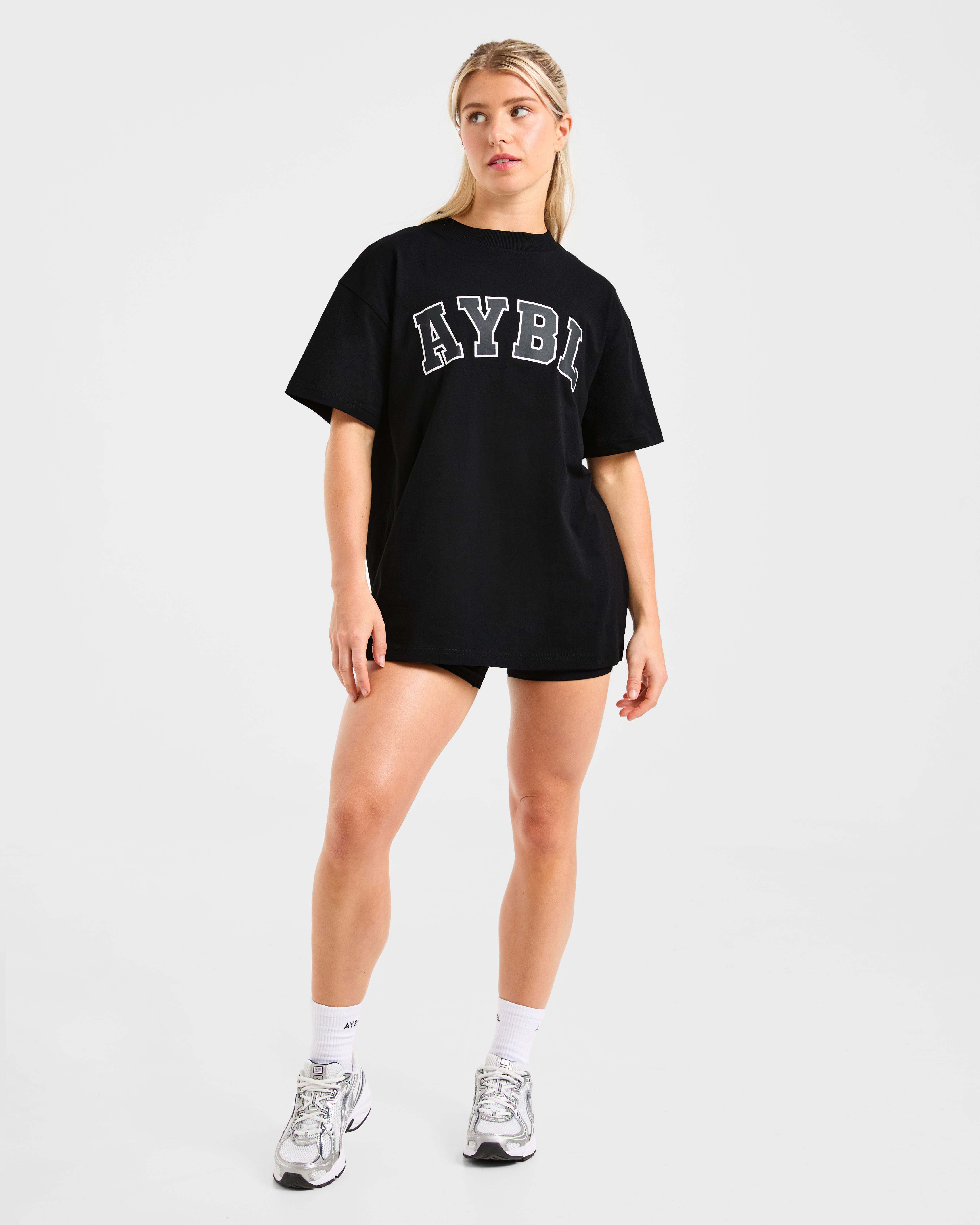 Varsity 2.0 Oversized T Shirt - Schwarz