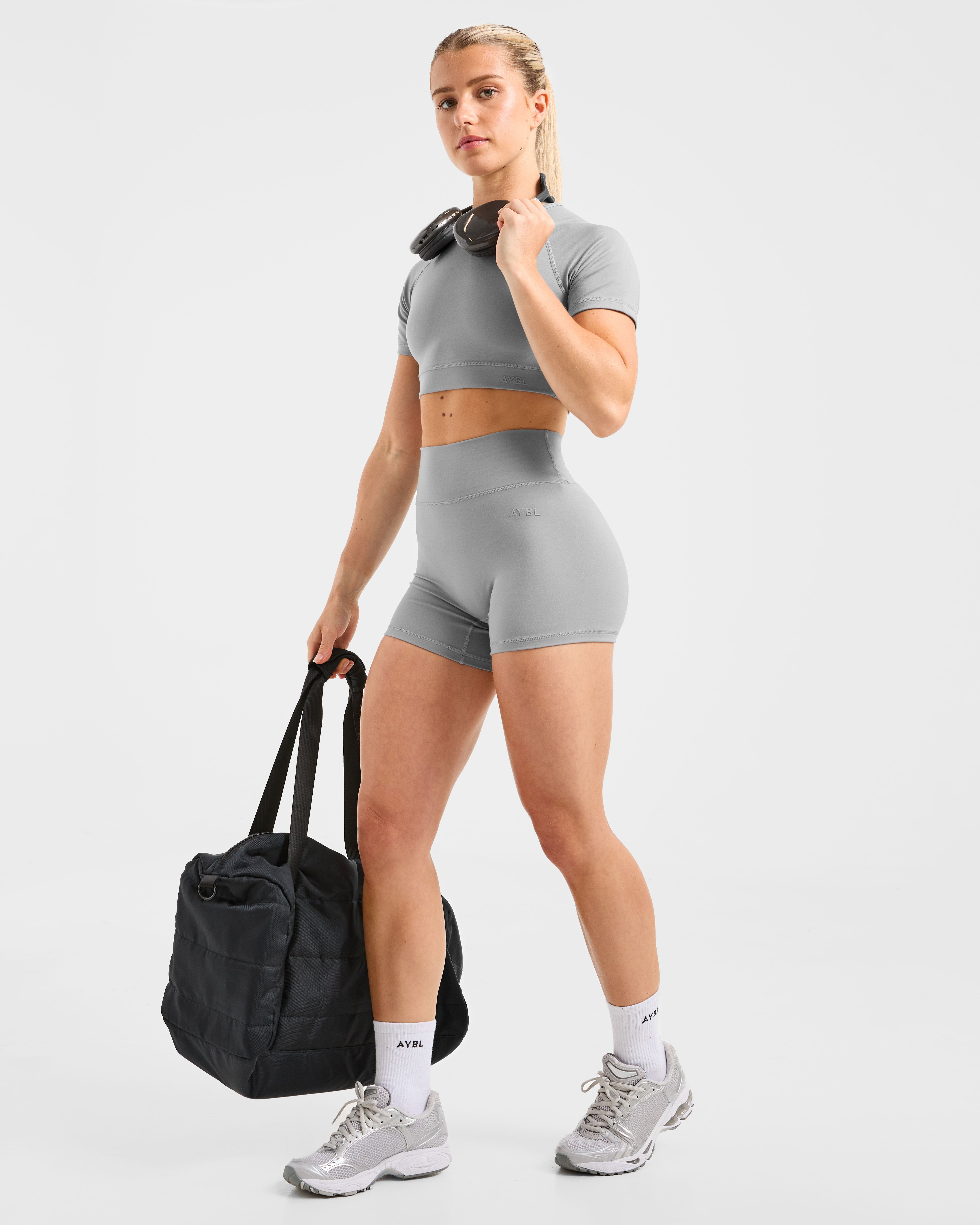 Staple Crop Top - Grau