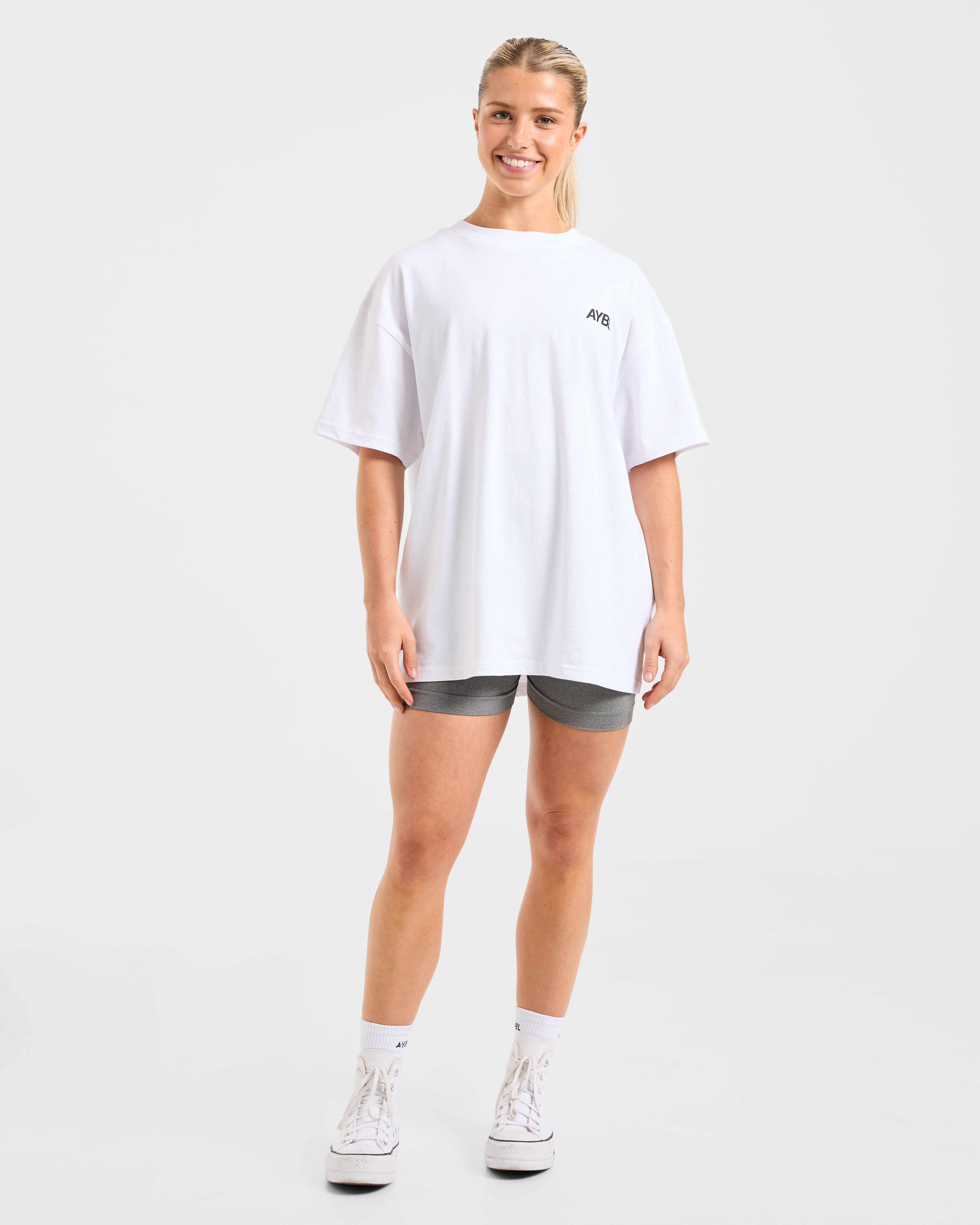 AYBL Sports Club Oversized T Shirt - Weiß