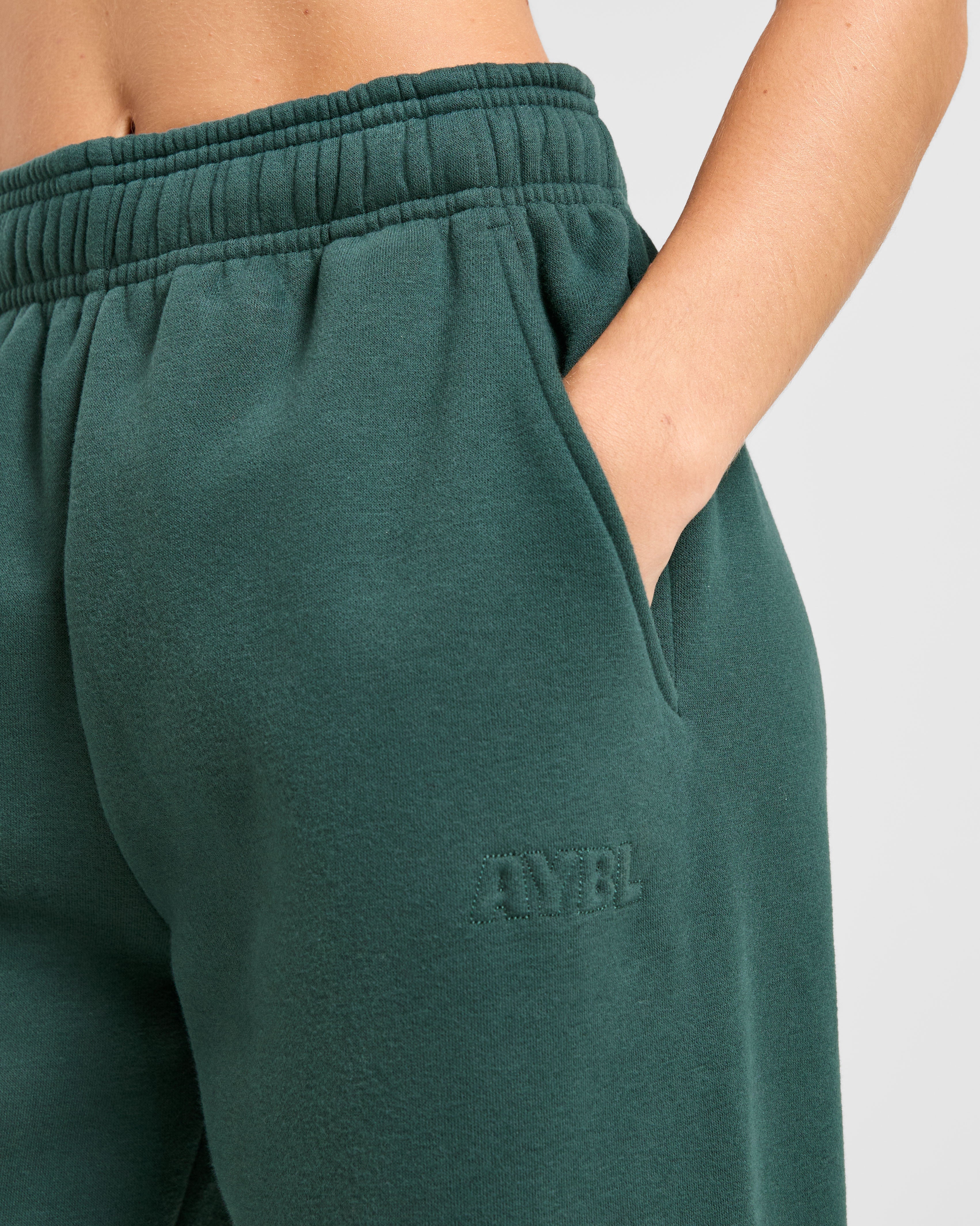 Classic Plush Oversized Straight Leg Joggers - Pine Grün