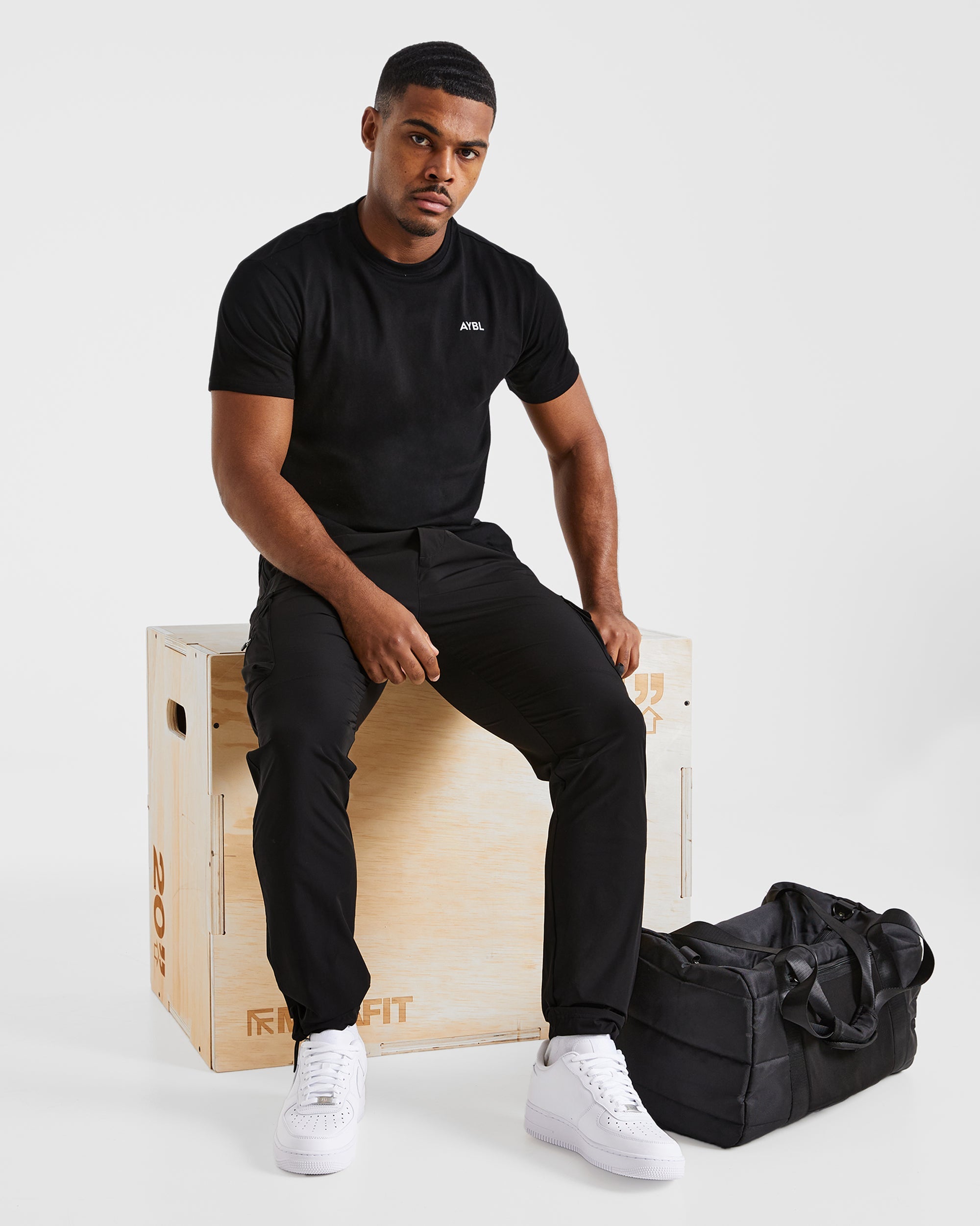 Sport Cargo Trousers - Schwarz