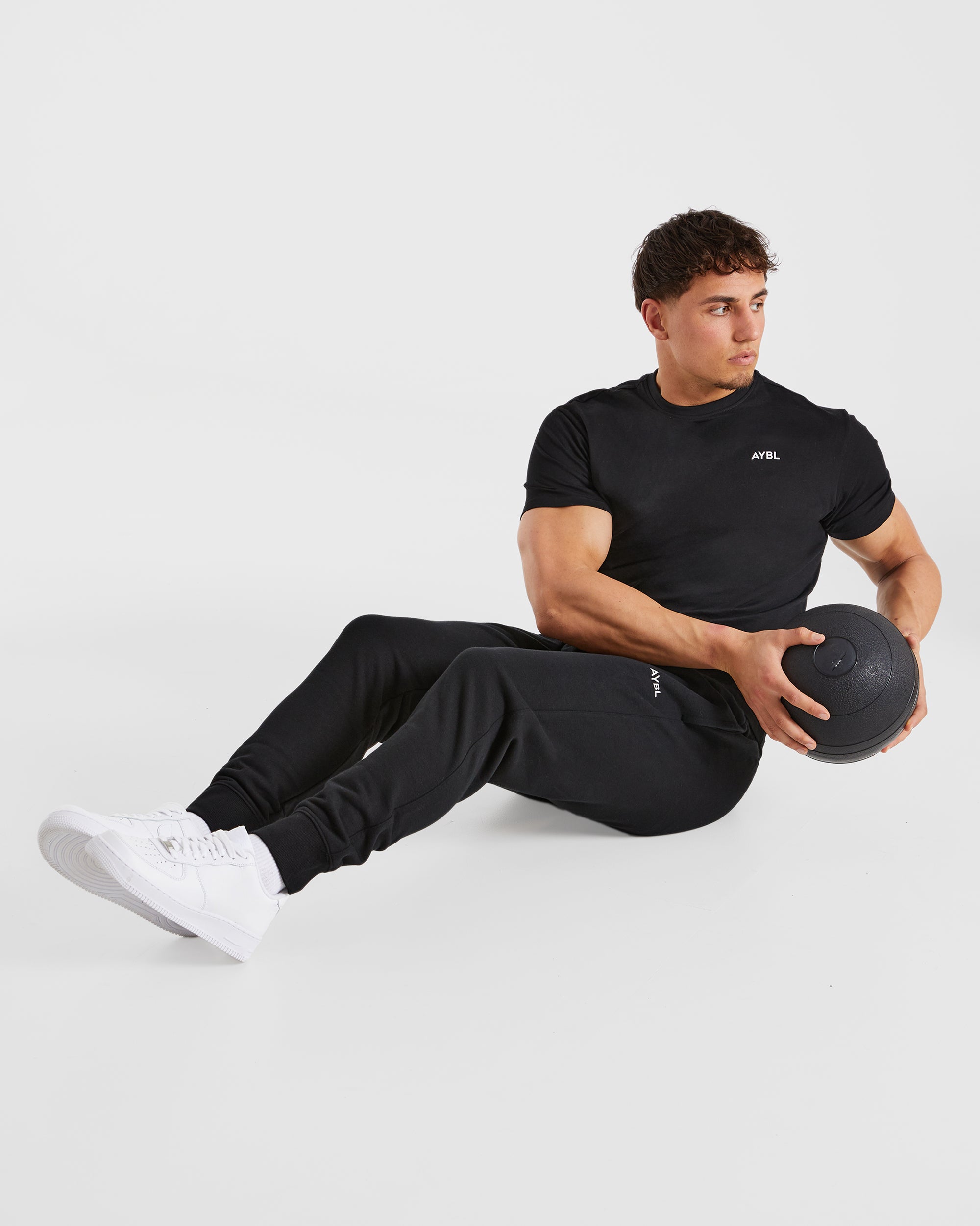 Essential Joggers - Schwarz