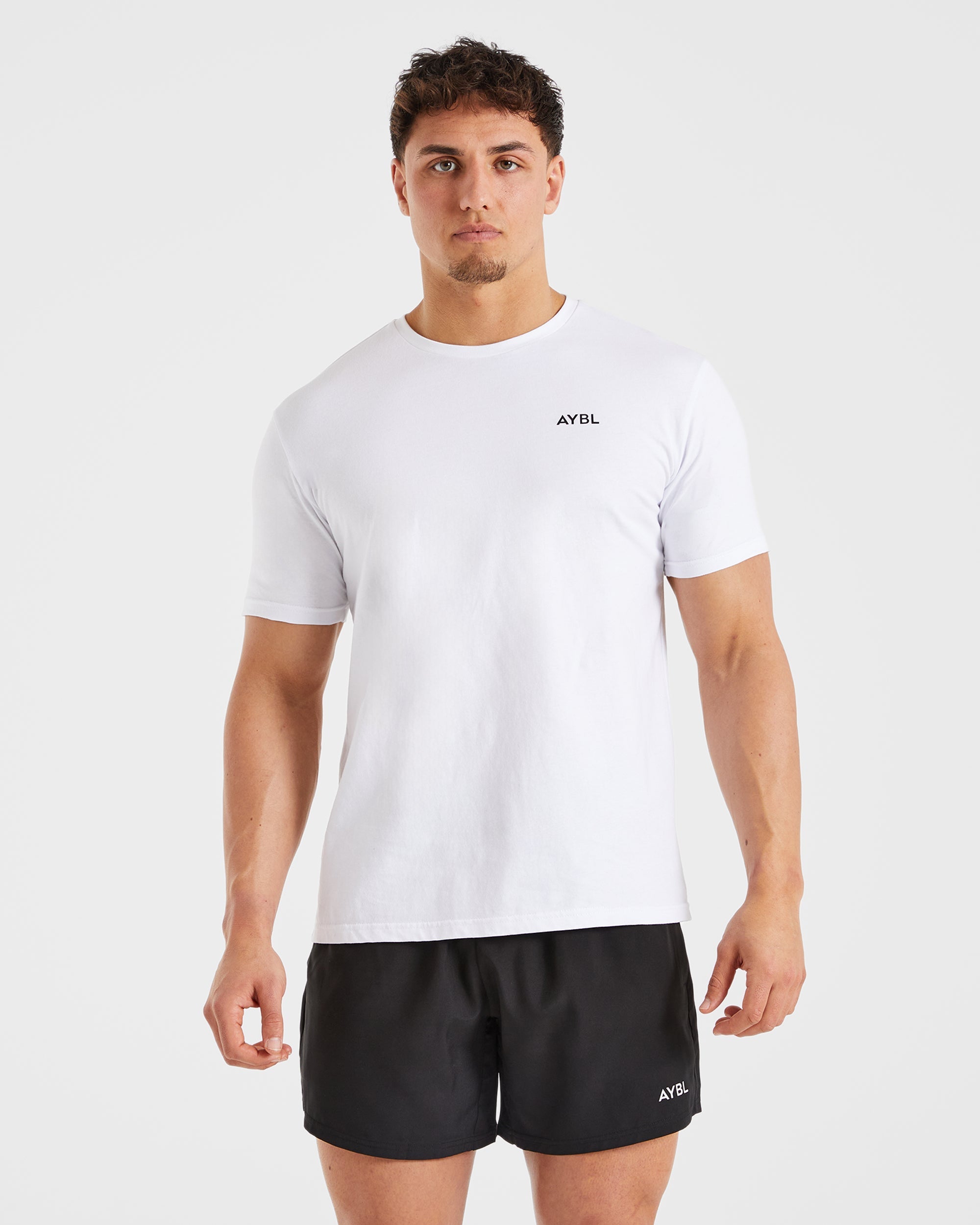 Essential T Shirt - Weiß