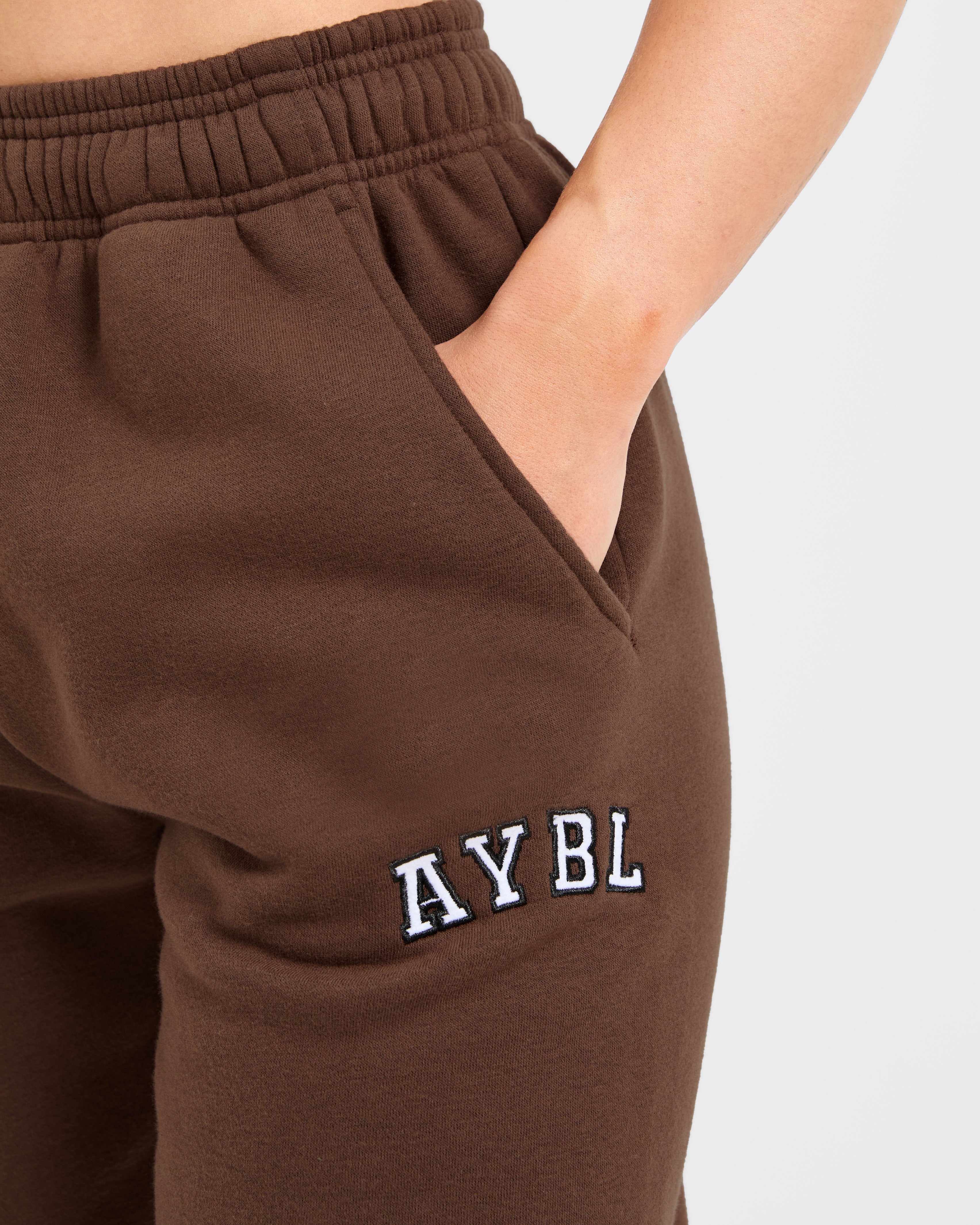 Varsity 2.0 Oversized Straight Leg Joggers - Braun