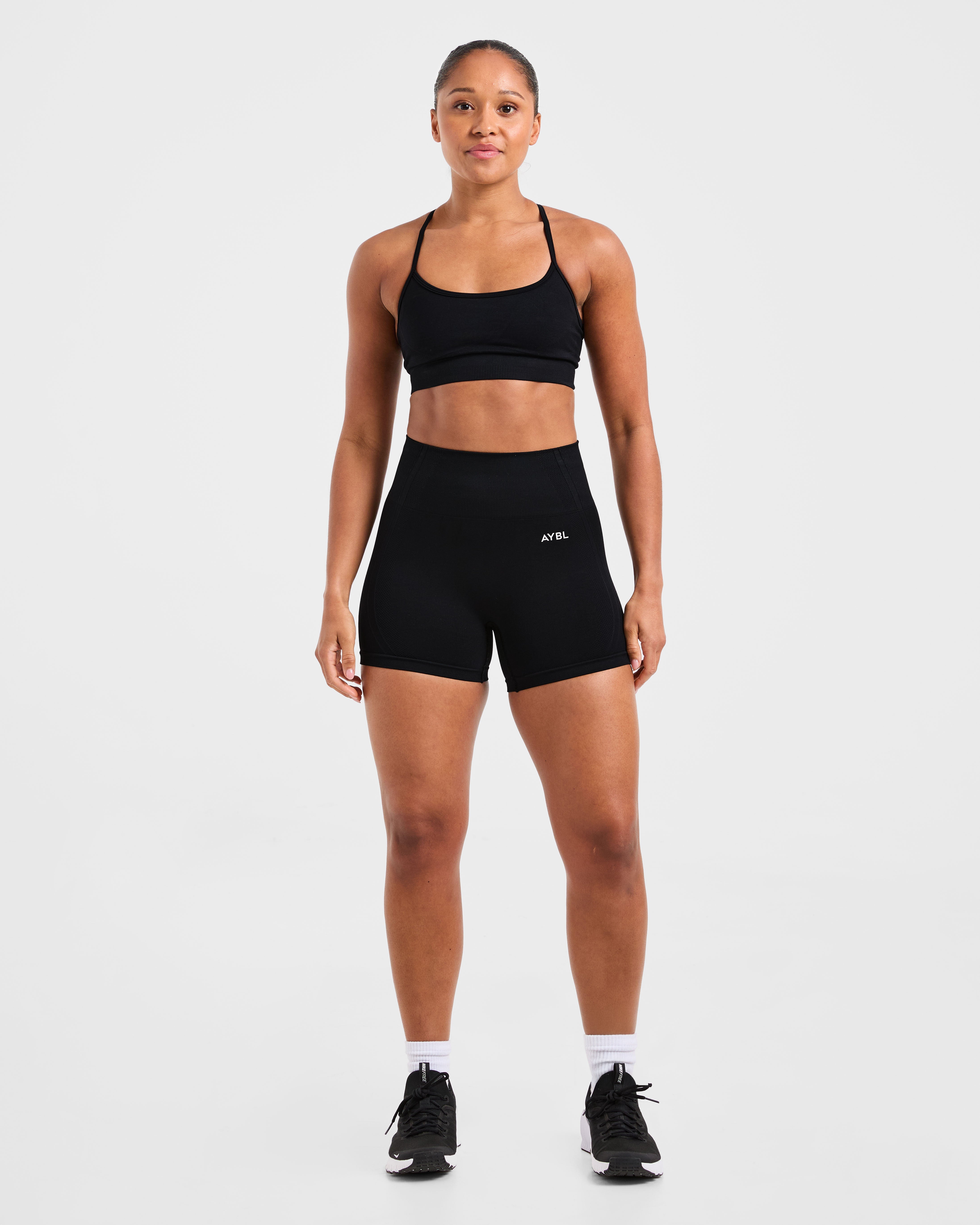 Empower Seamless Sports Bra - Schwarz