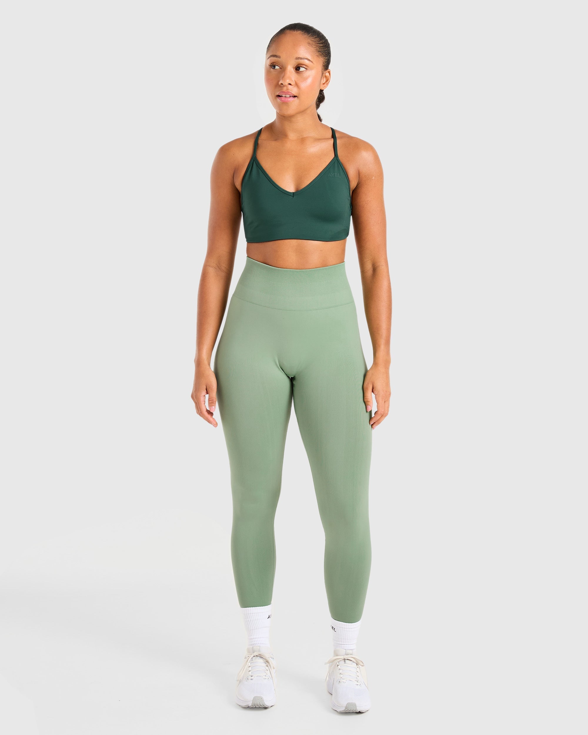 Essential Crossback Sports Bra - Deep Grün