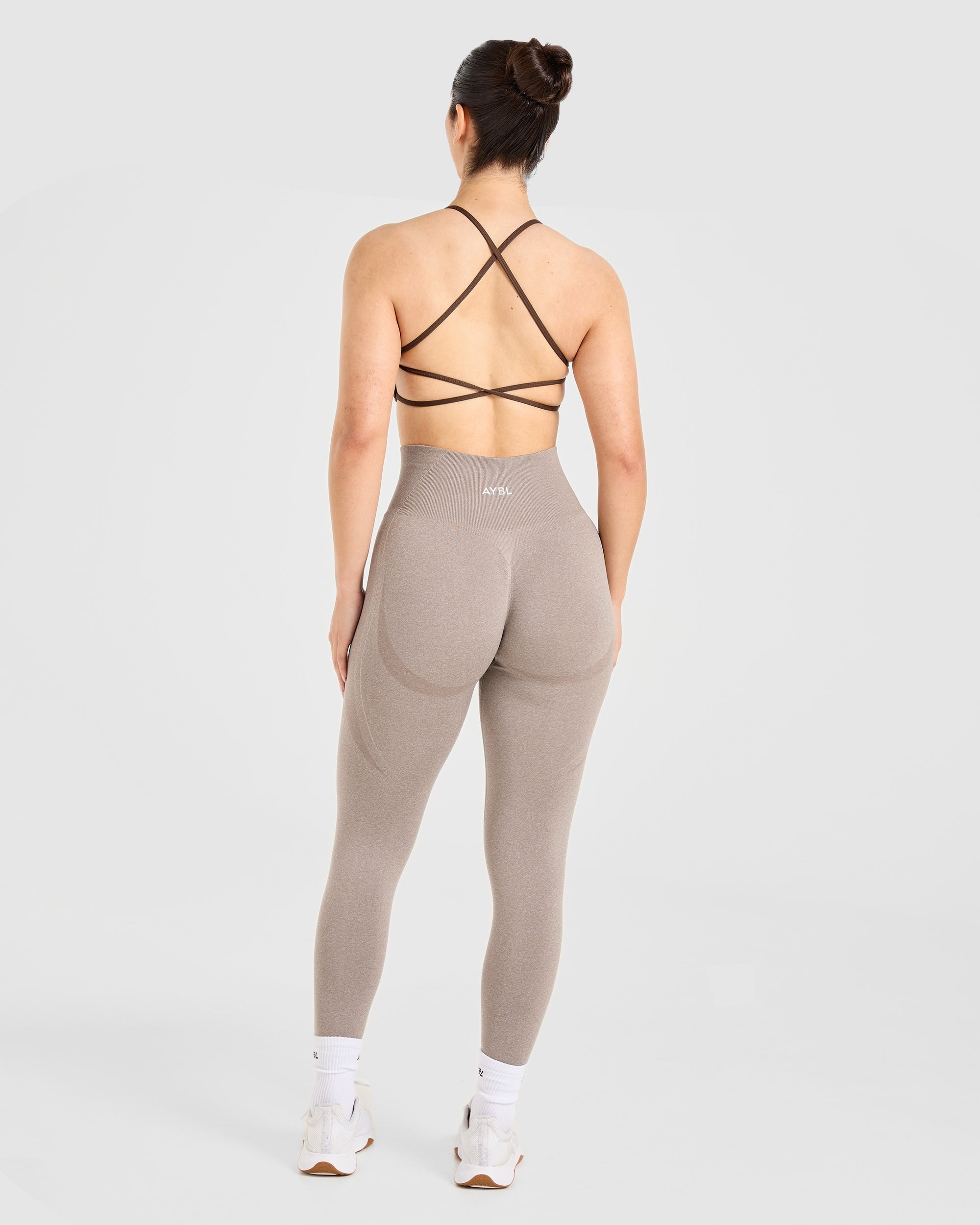 Essential Crossback Sports Bra - Deep Cocoa Braun