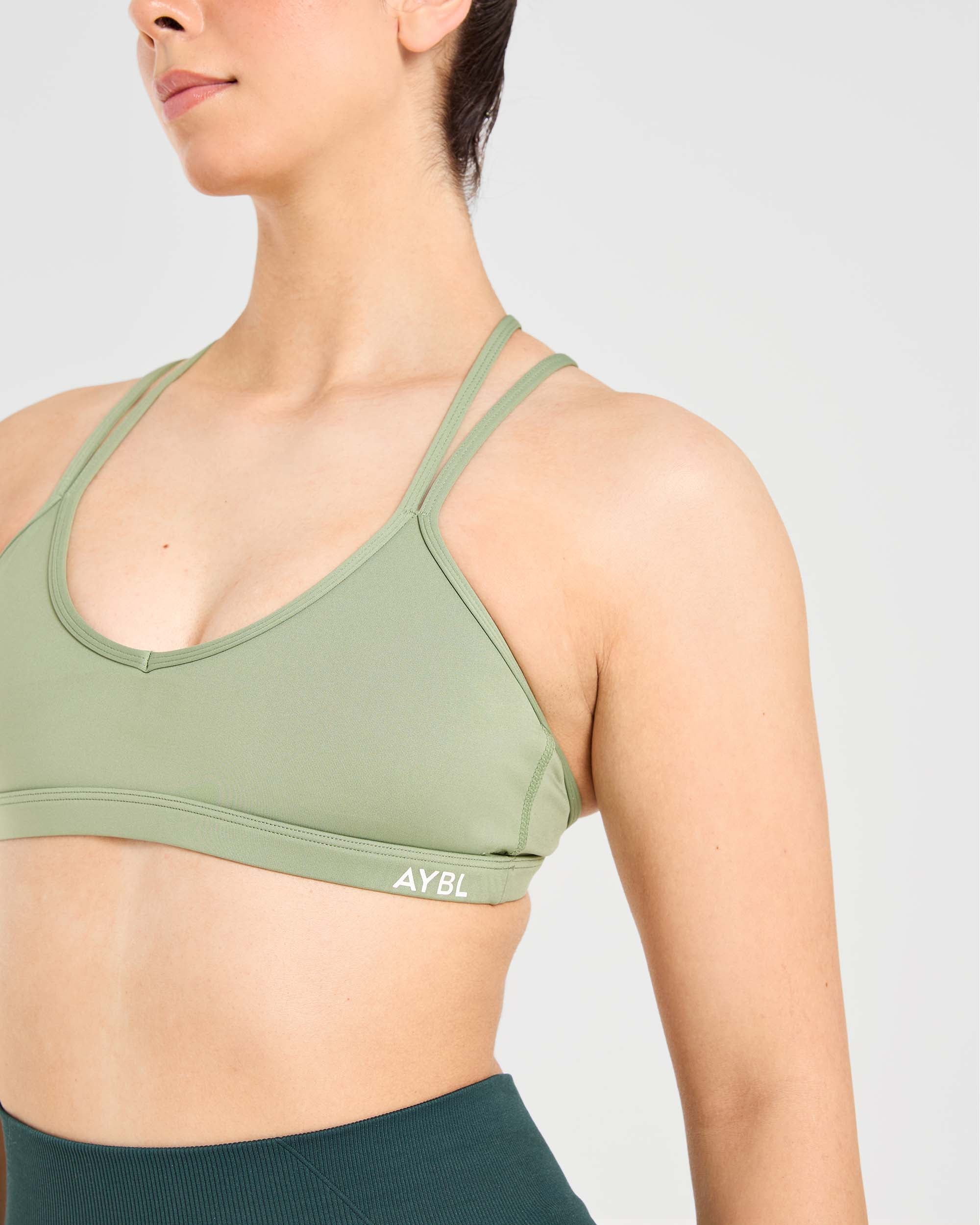 Essential Strappy Sports Bra - Olive Grün
