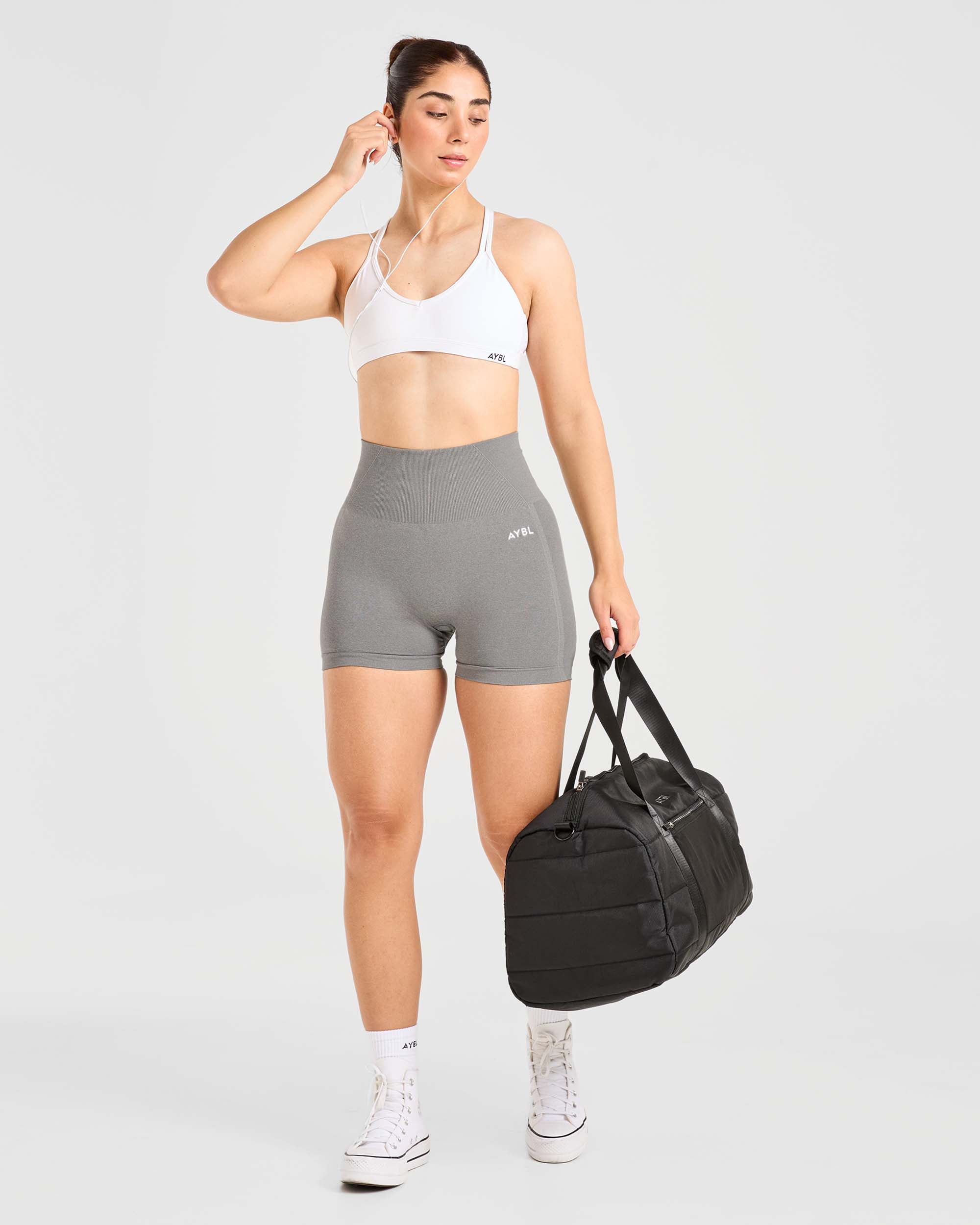 Essential Strappy Sports Bra - Weiß