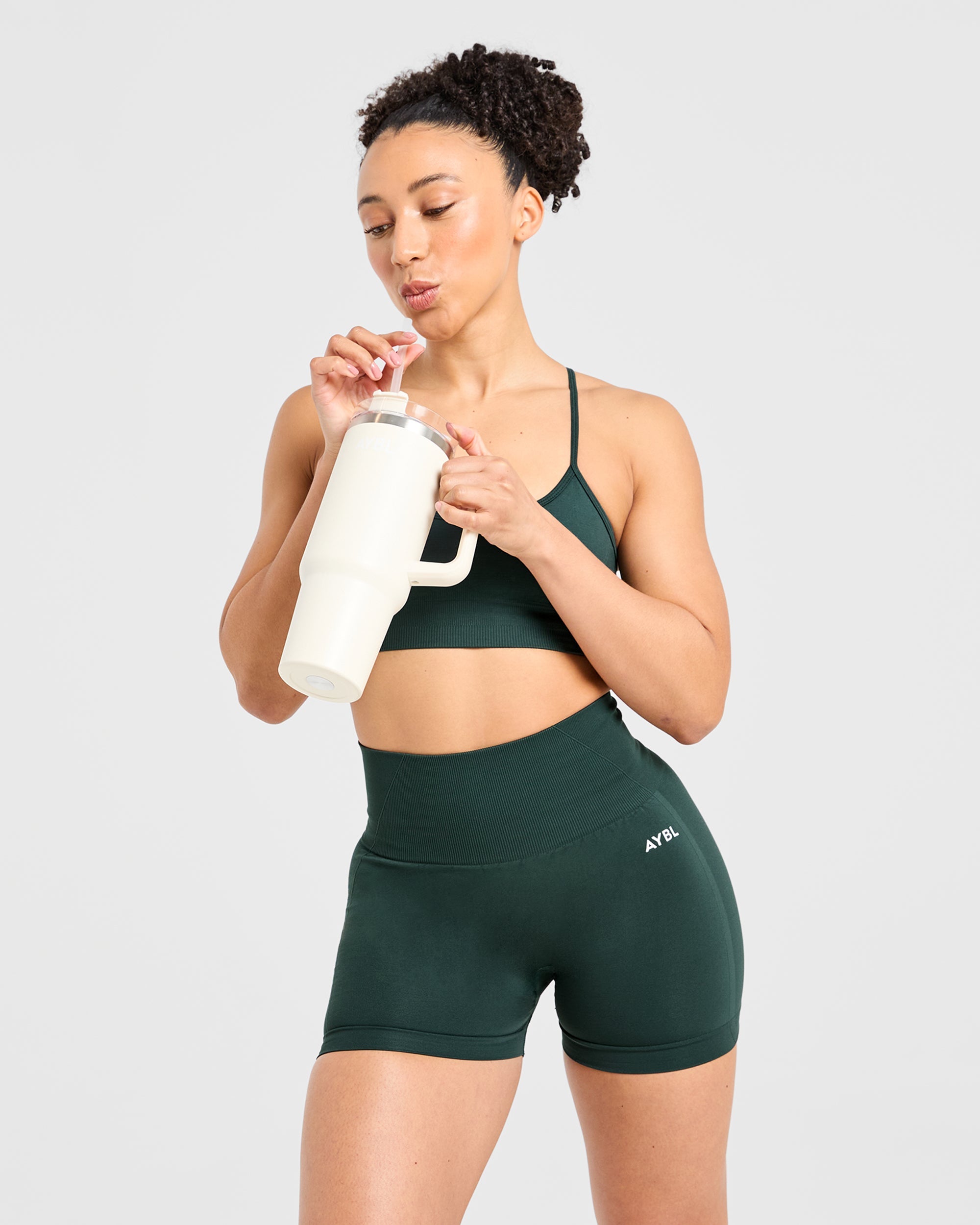 Empower Seamless Shorts - Dark Grün