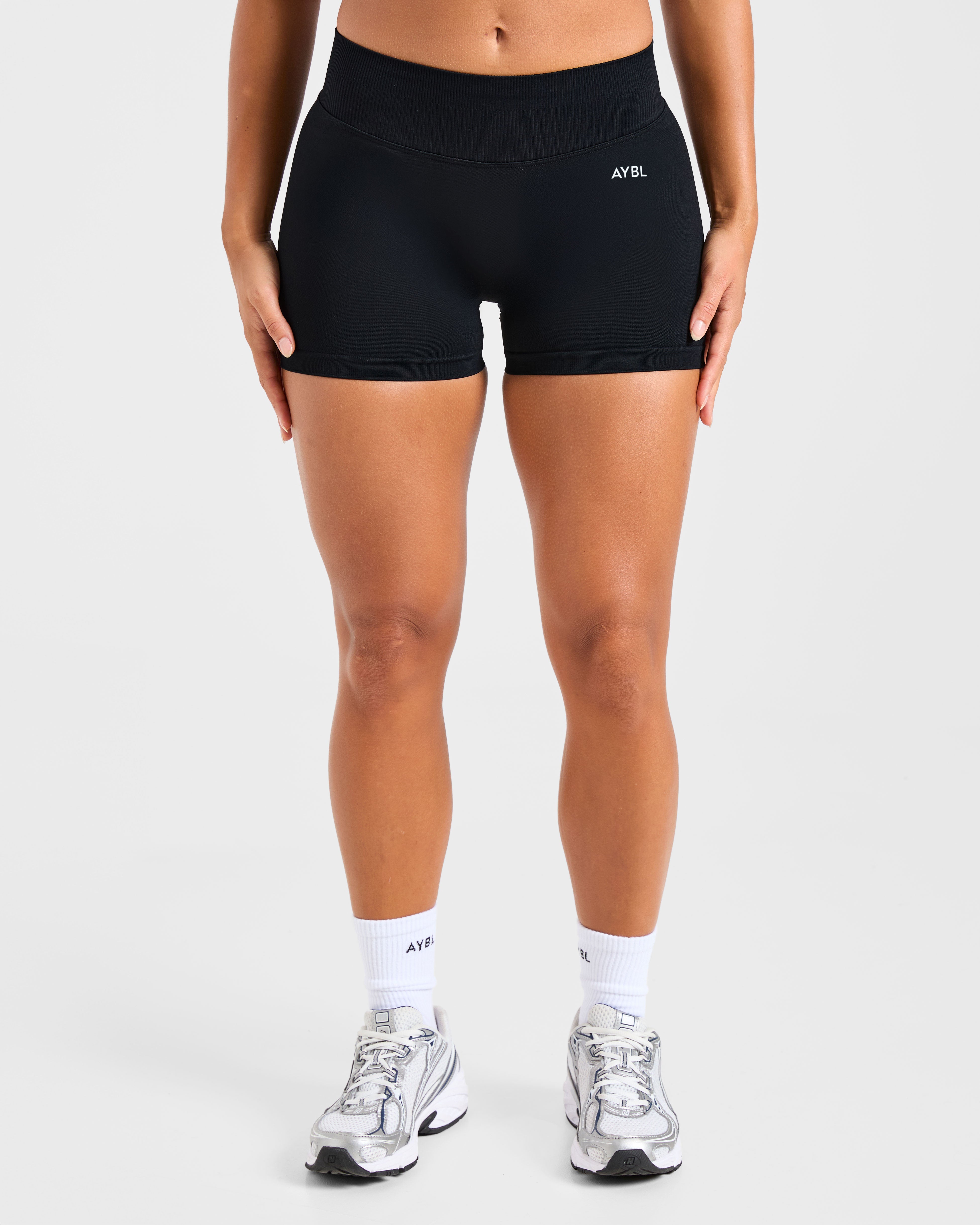 Enhance Seamless Shorts - Schwarz