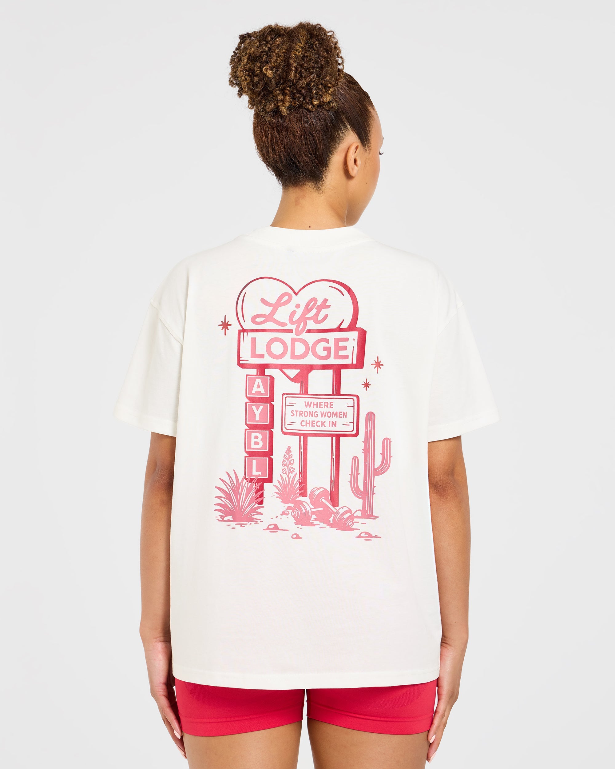 AYBL Lift Lodge Oversized T Shirt - Off Weiß