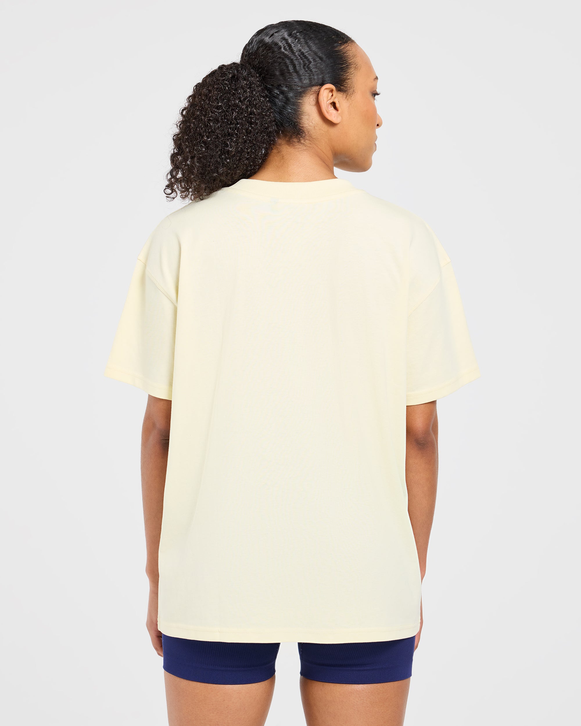 Varsity 2.0 Oversized T Shirt - Butter Gelb