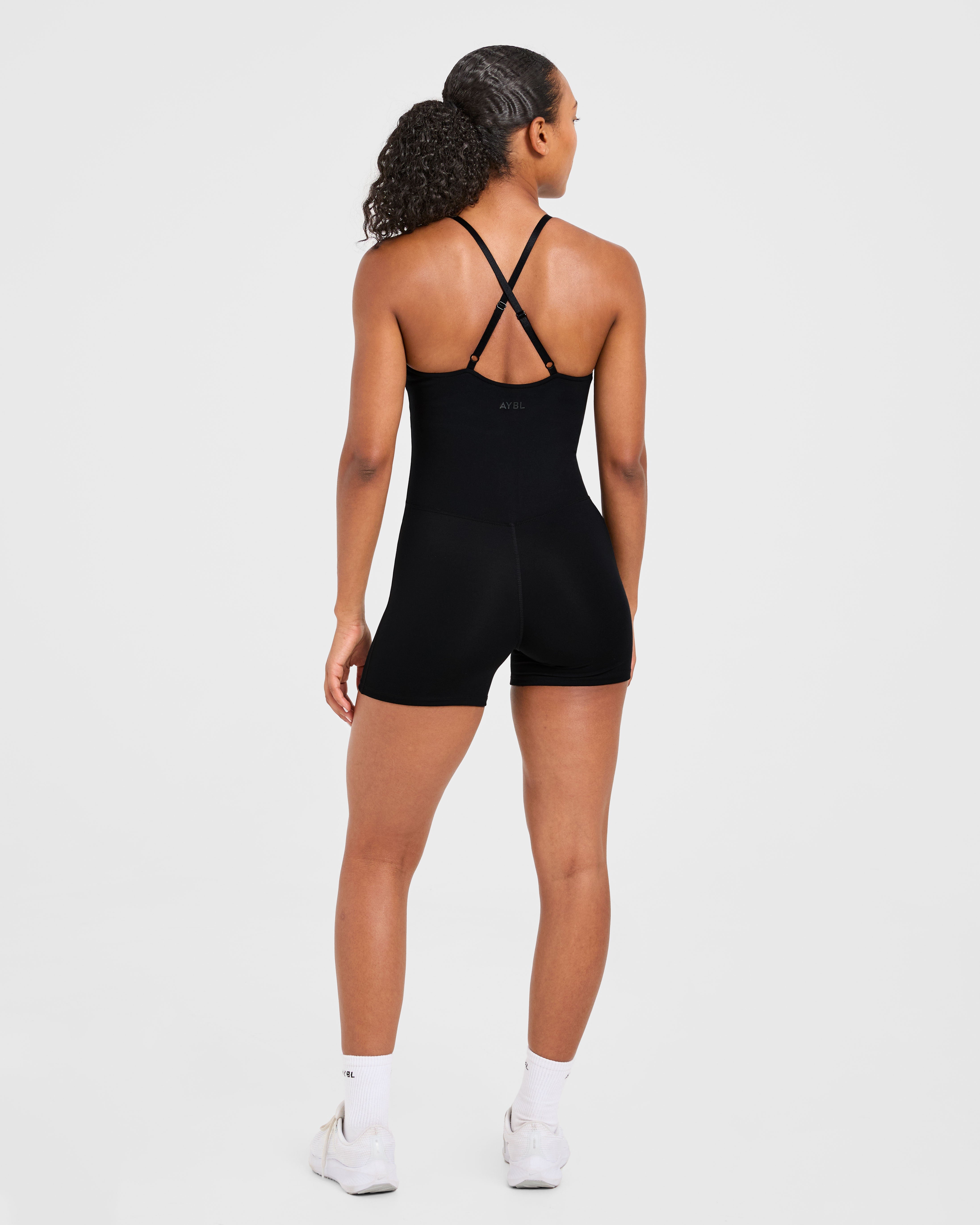 Staple Shorts All In One - Schwarz