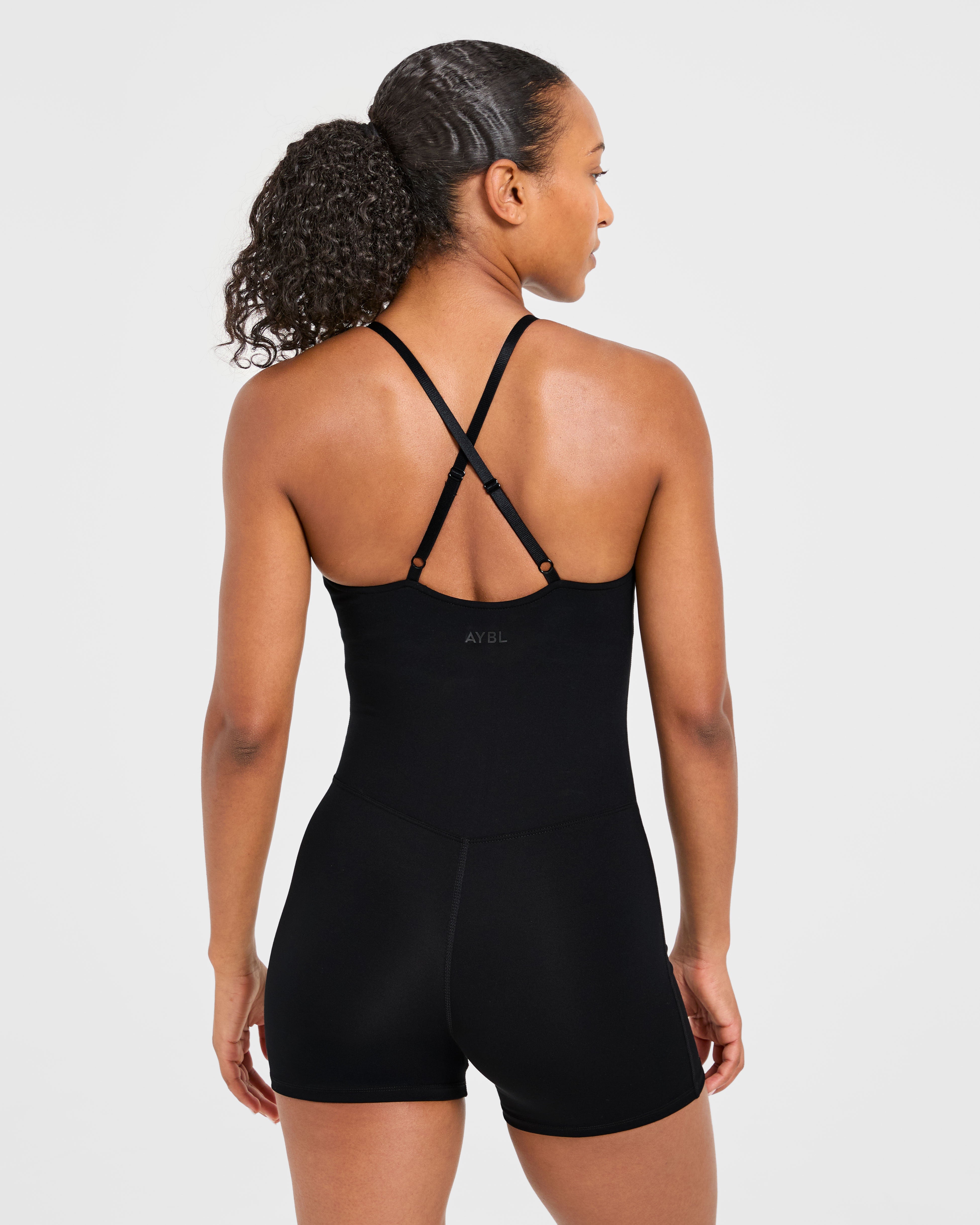 Staple Shorts All In One - Schwarz
