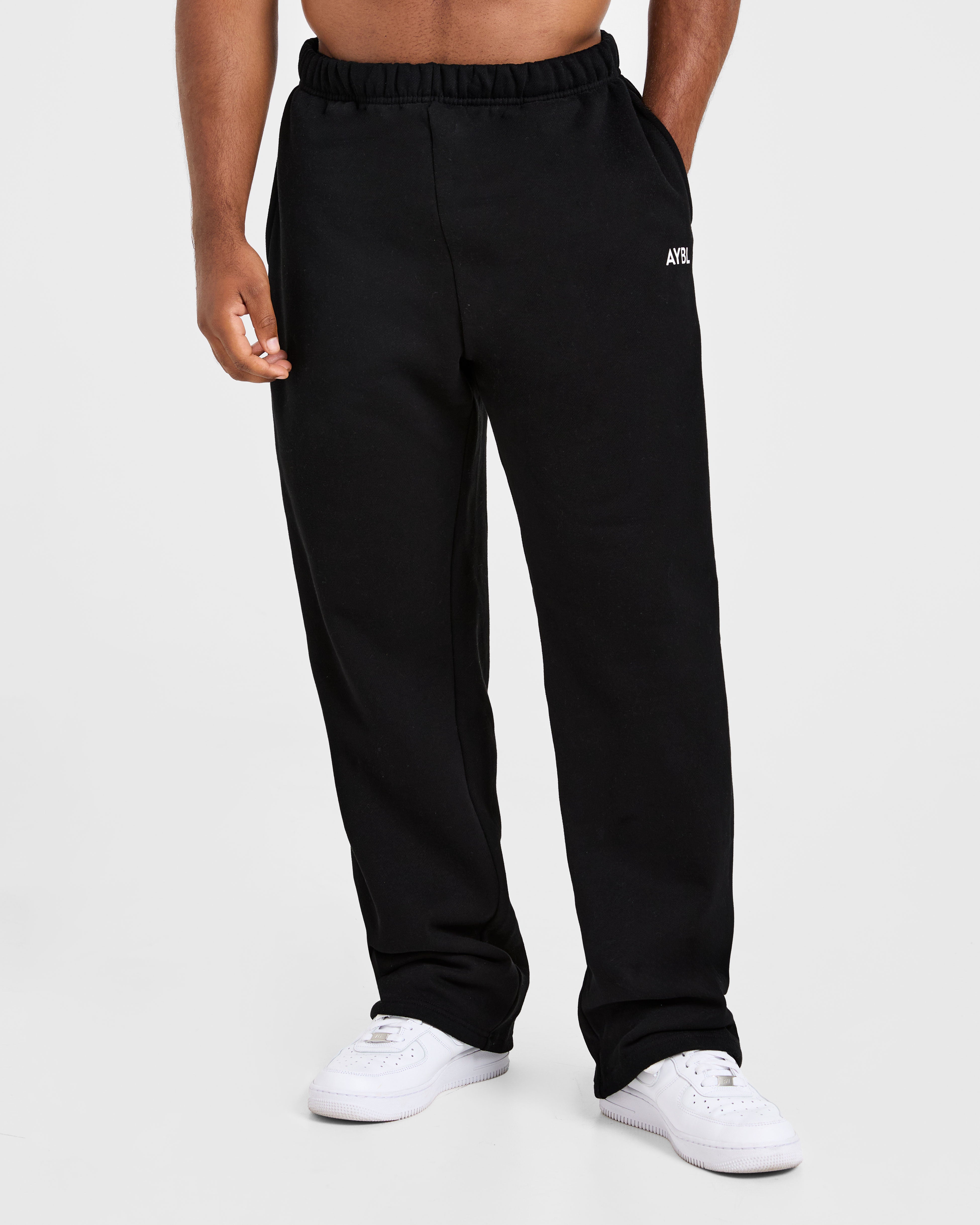 Essential Oversized Straight Leg Joggers - Schwarz