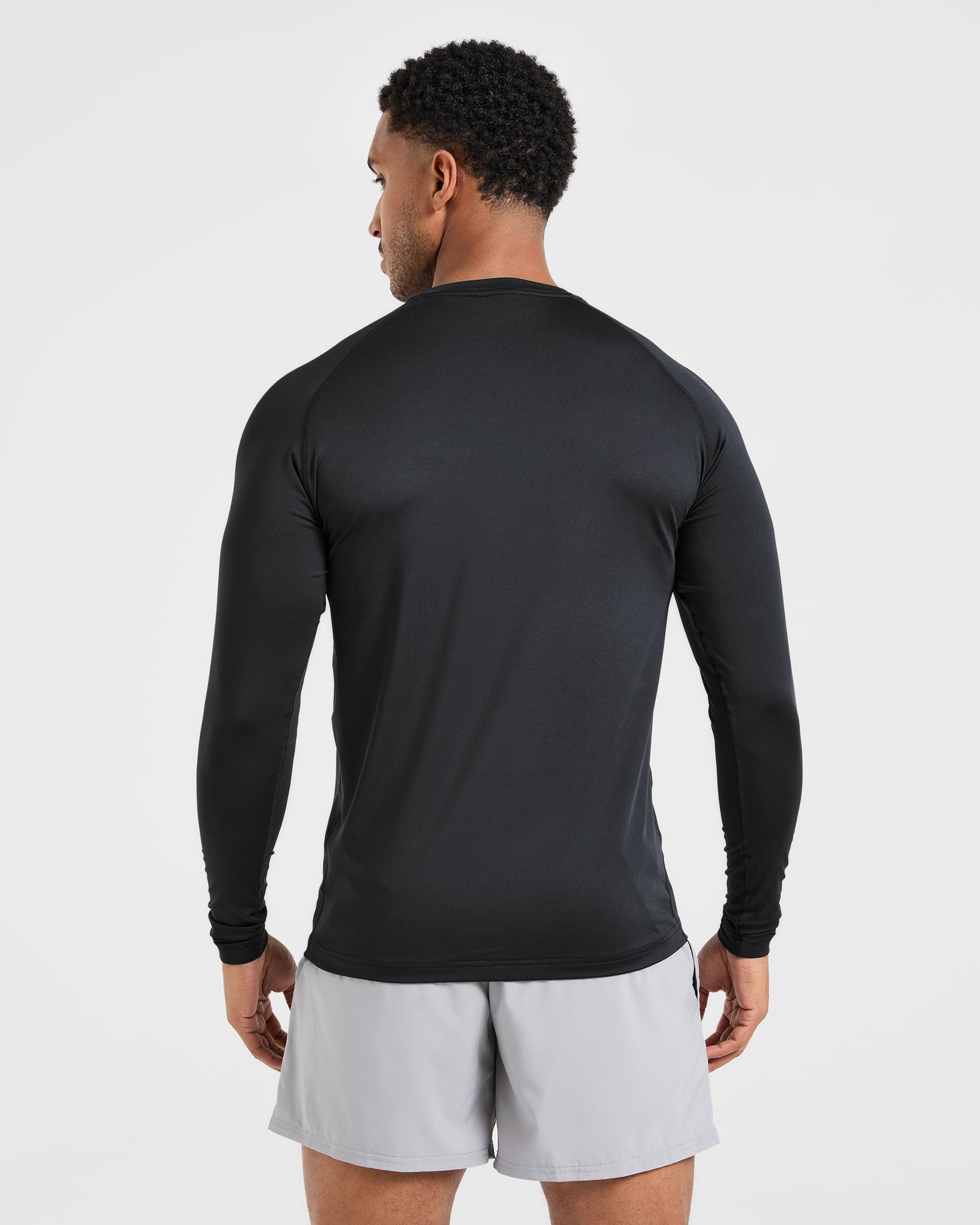 Essential Long Sleeve T Shirt - Schwarz