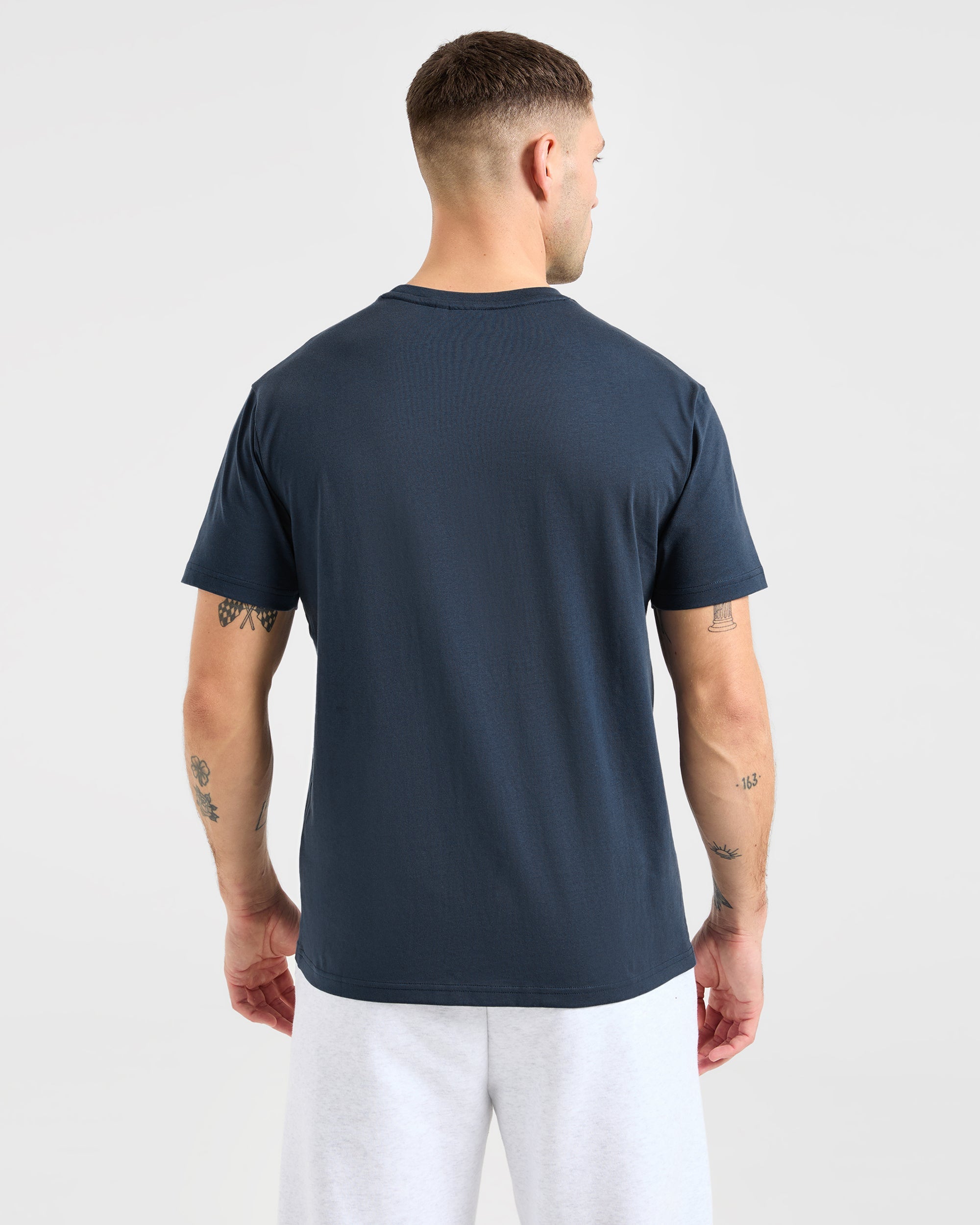 Essential T Shirt - Navy Blau