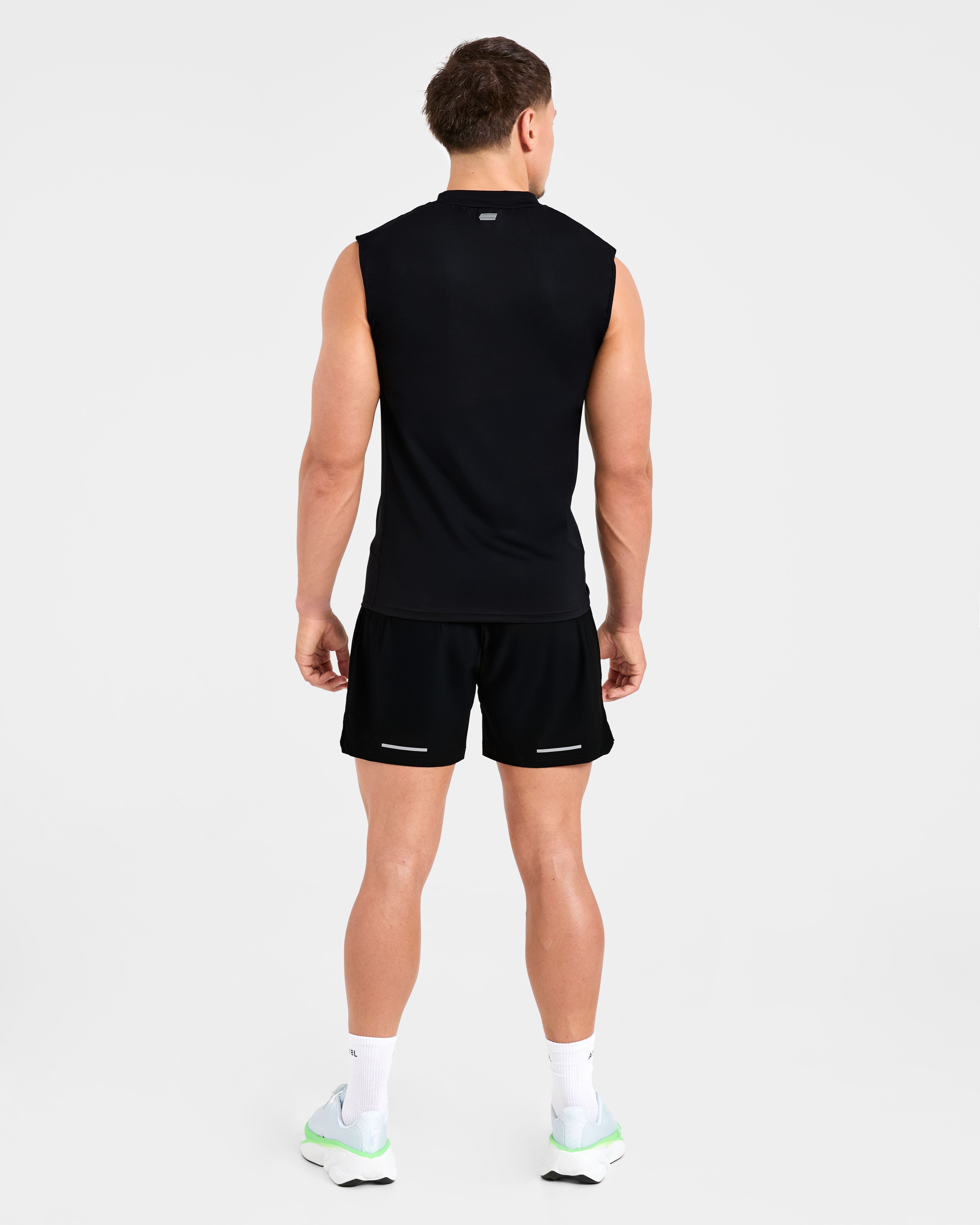 Run 5" Shorts - Schwarz