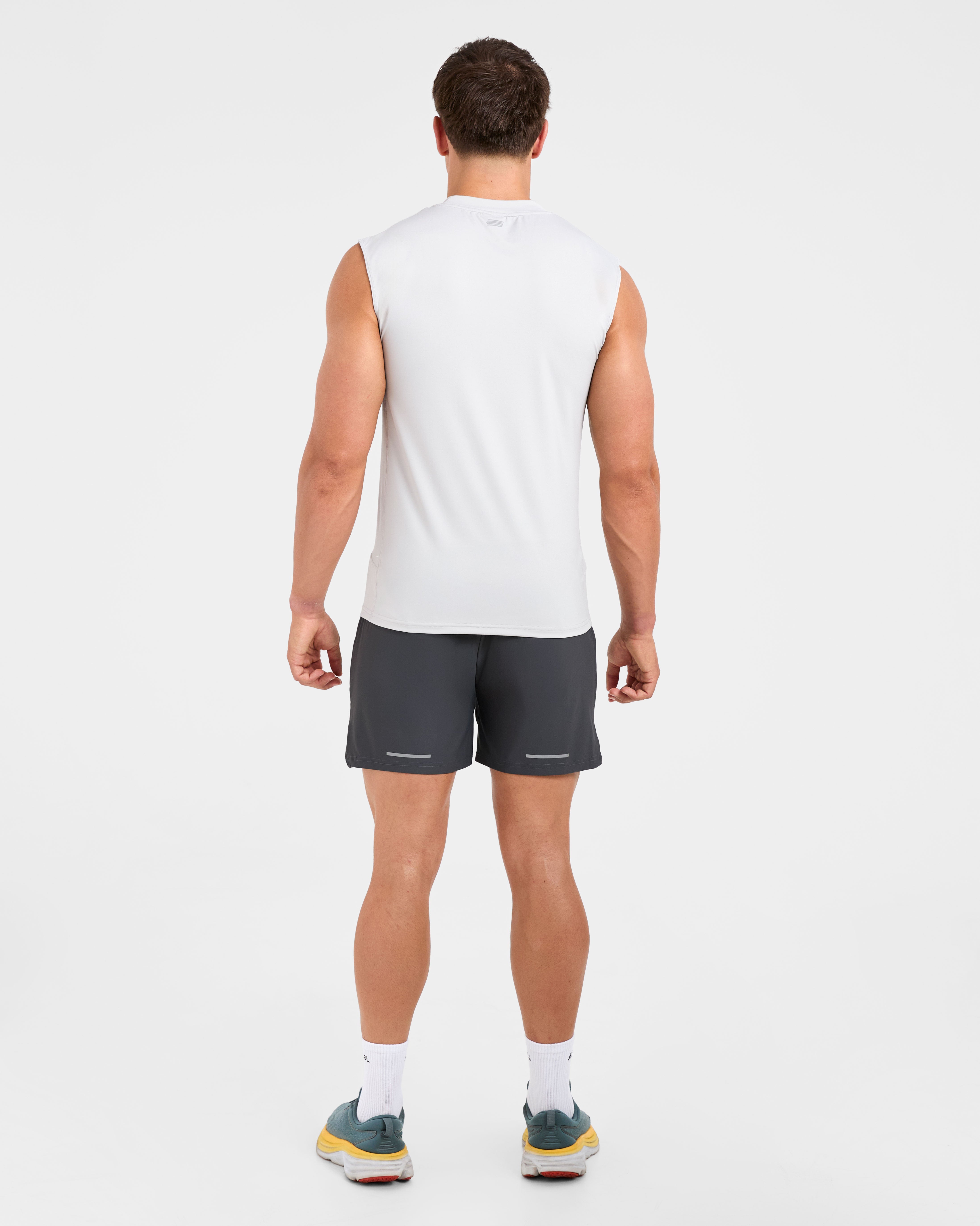 Run 5" Shorts - Hurricane Grau