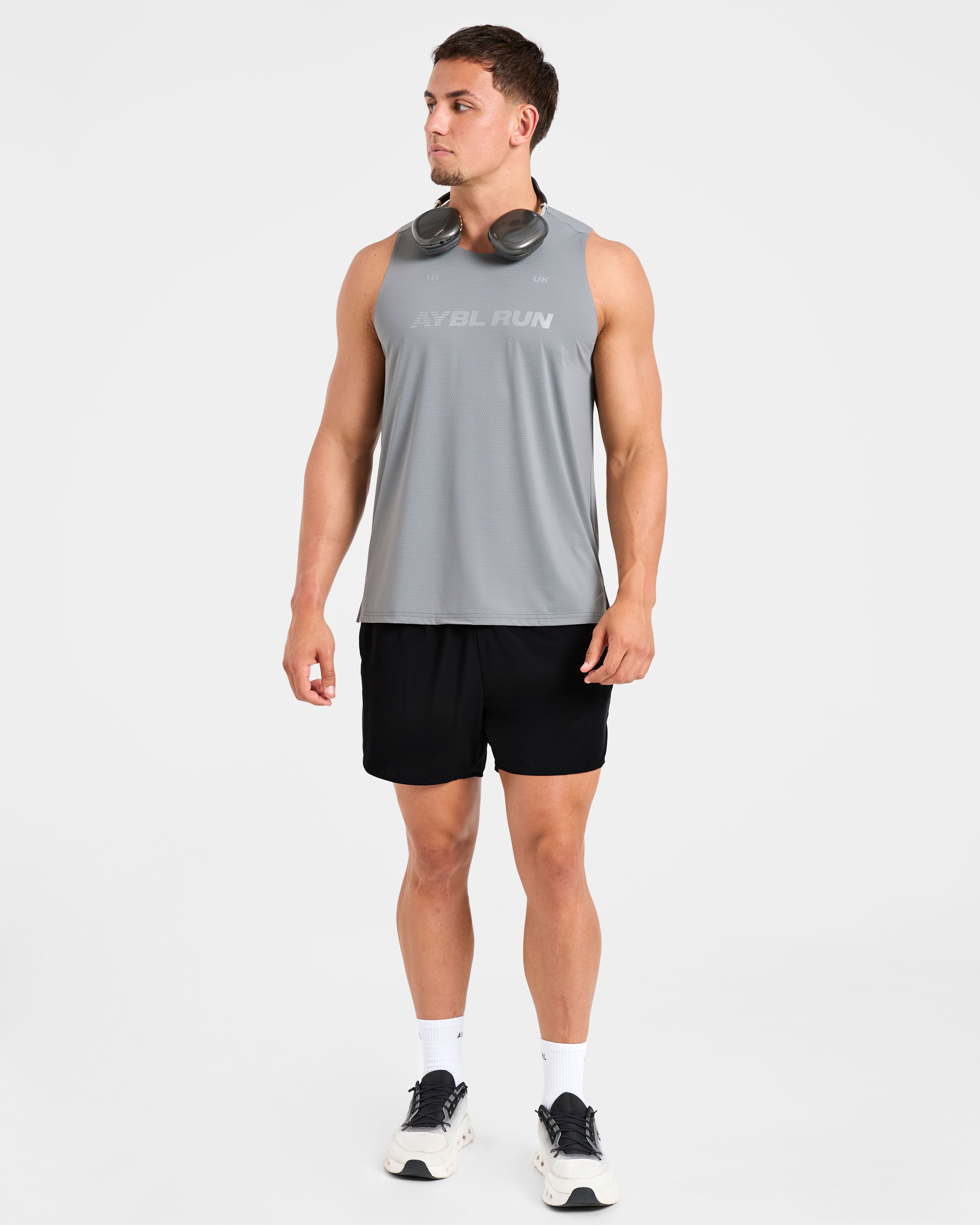 Run Speed Shorts - Schwarz