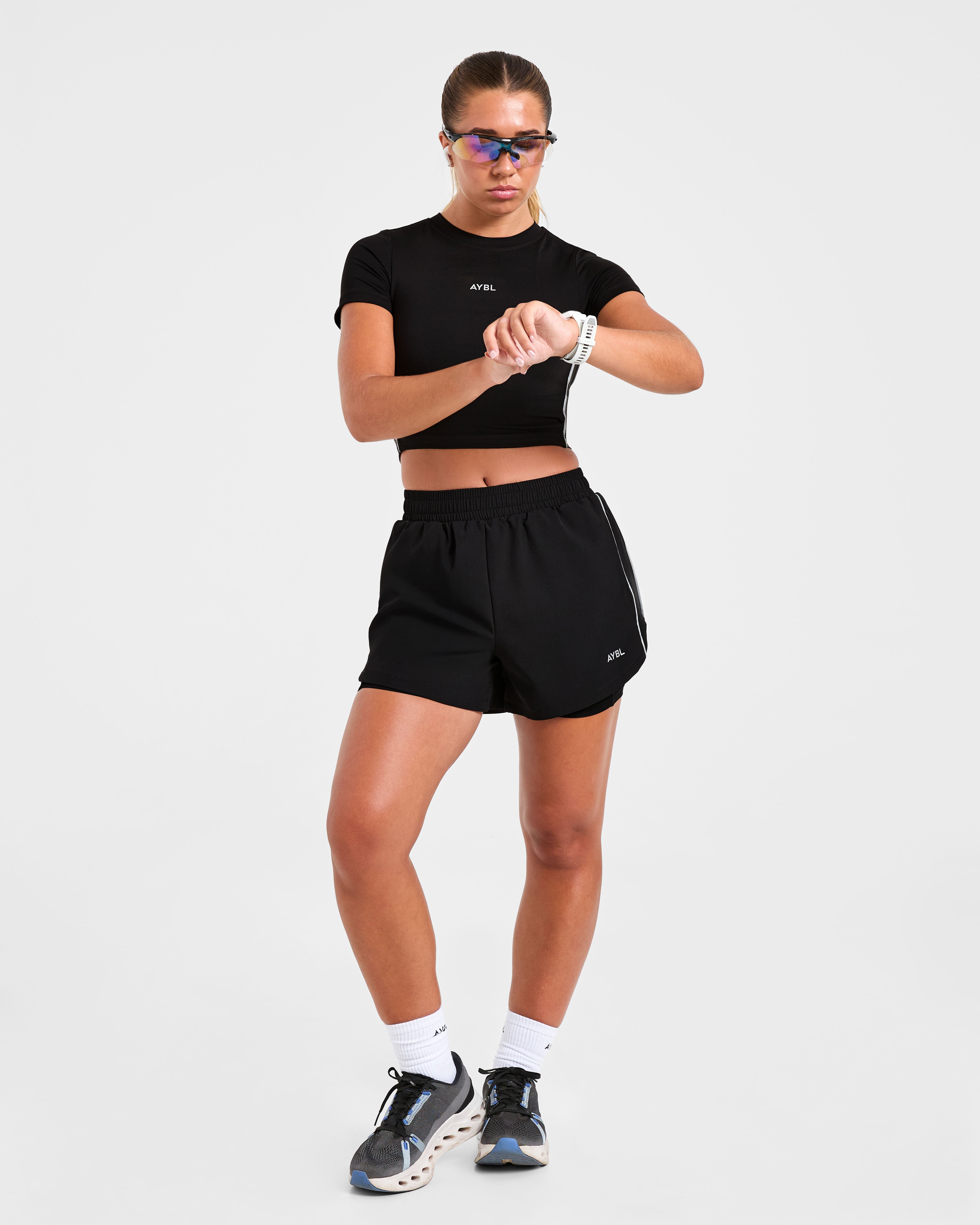 Run 2 in 1 Shorts - Schwarz