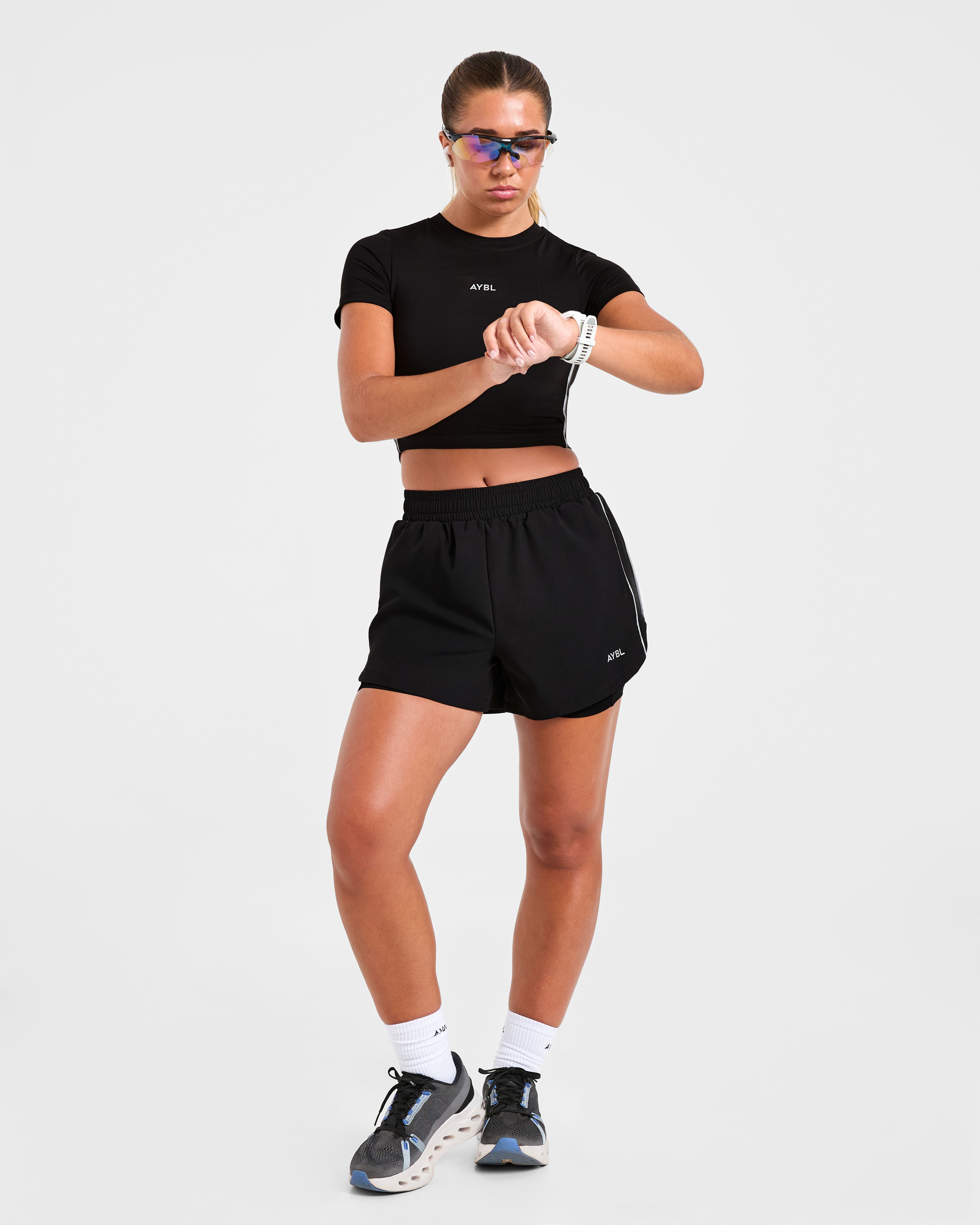 Run 2 in 1 Shorts - Schwarz