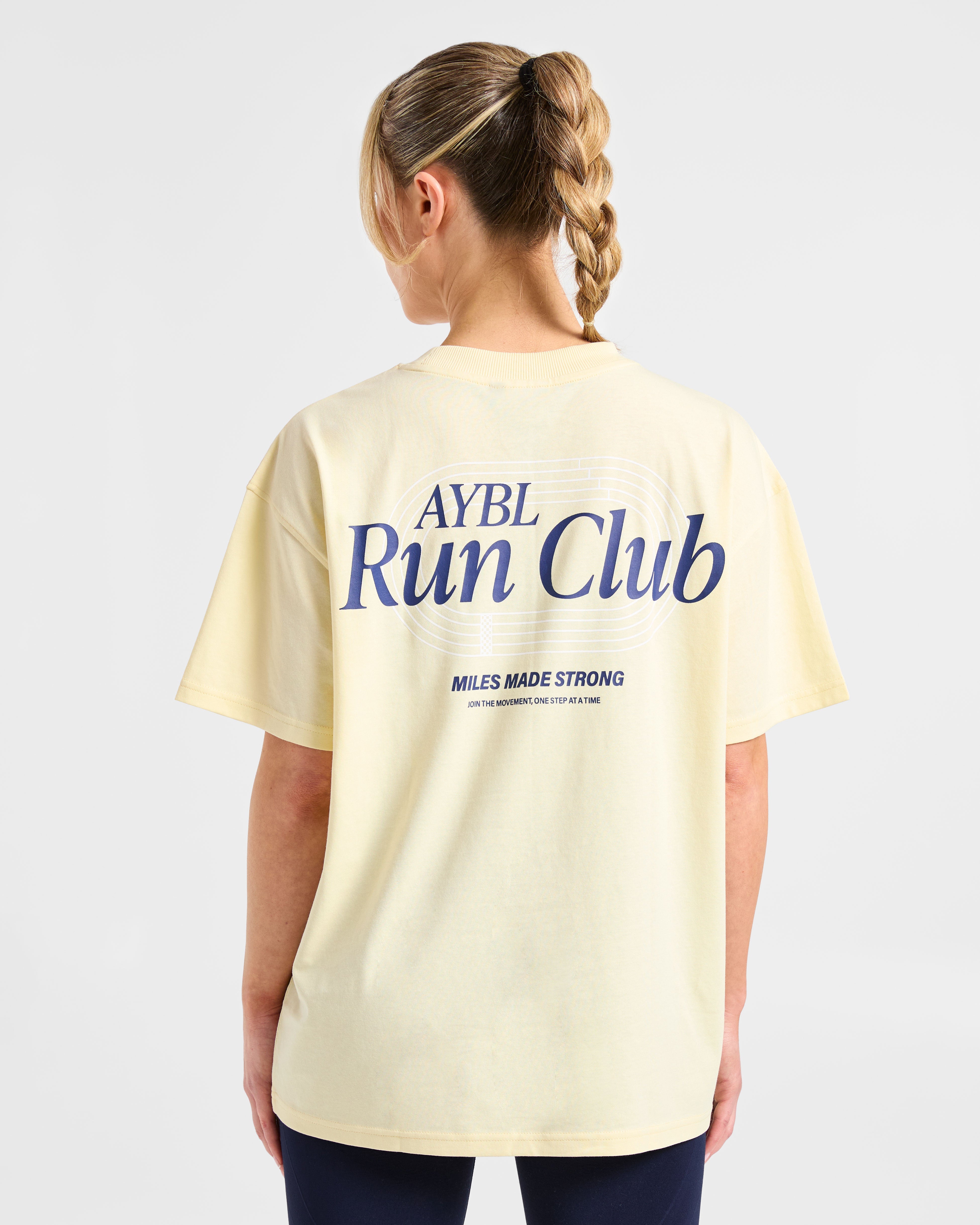 Run Club Oversized T Shirt - Butter Gelb