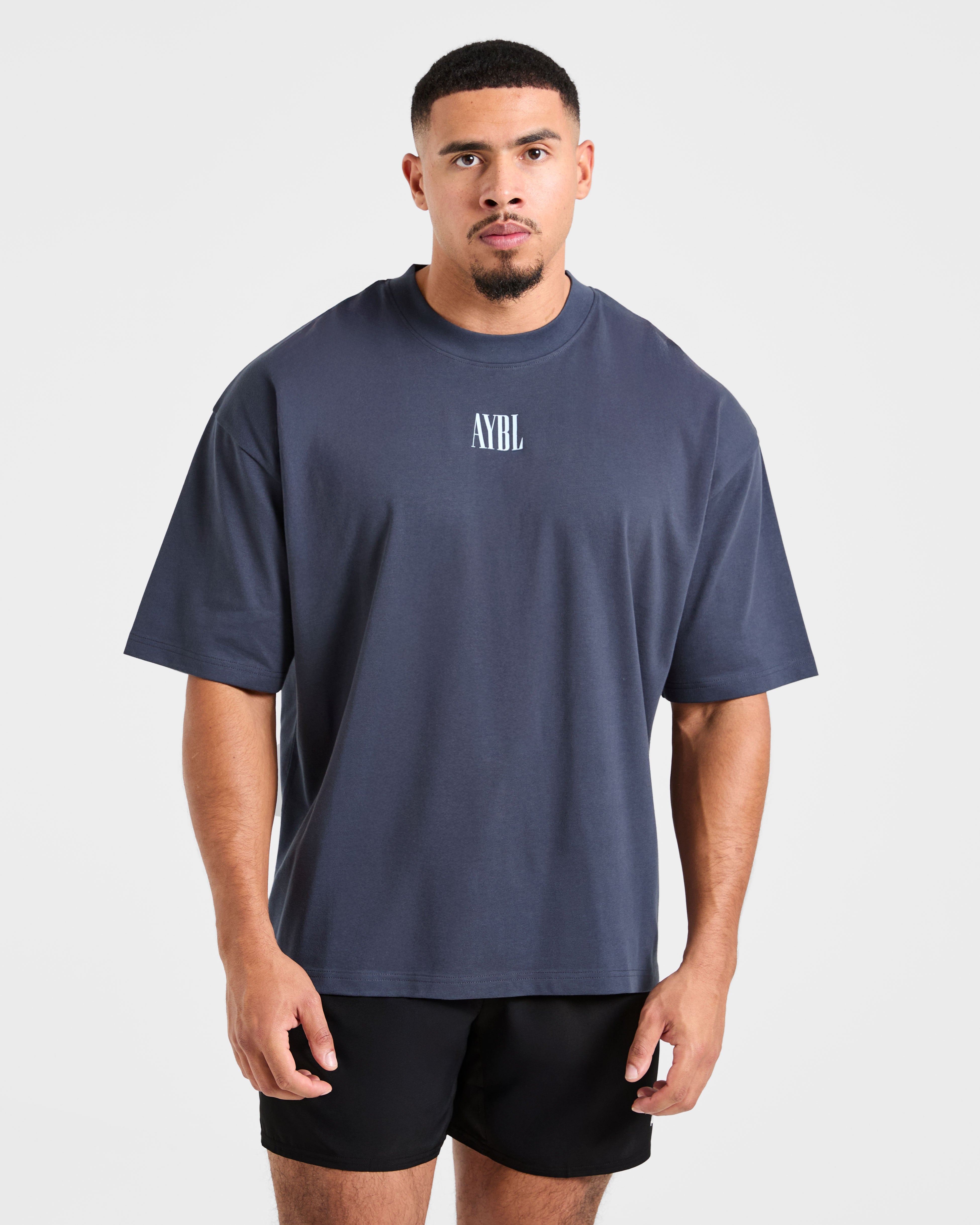 Strength Of Titans Oversized T Shirt - Deep Ocean Blau