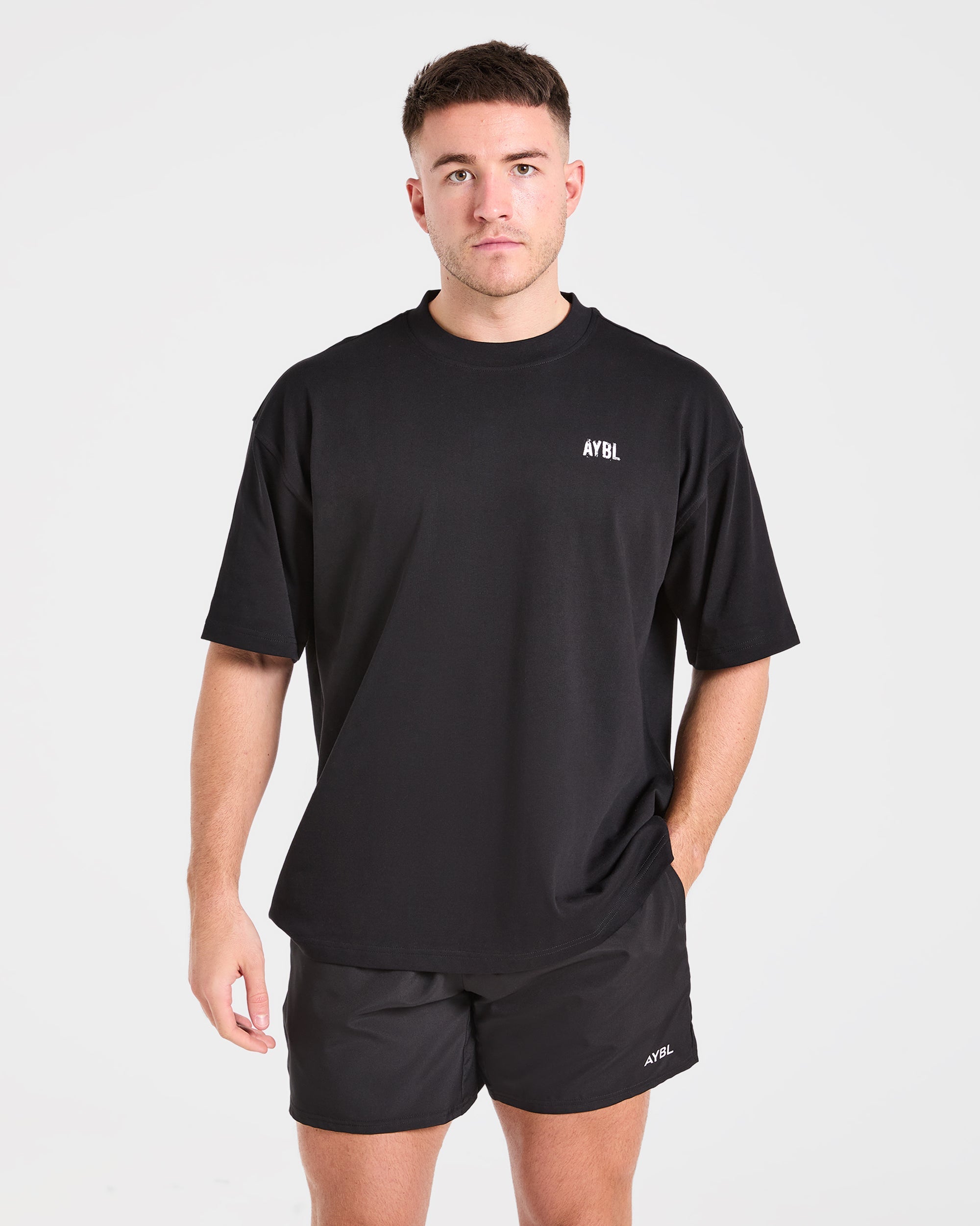 Gym Chalk Oversized T Shirt - Schwarz