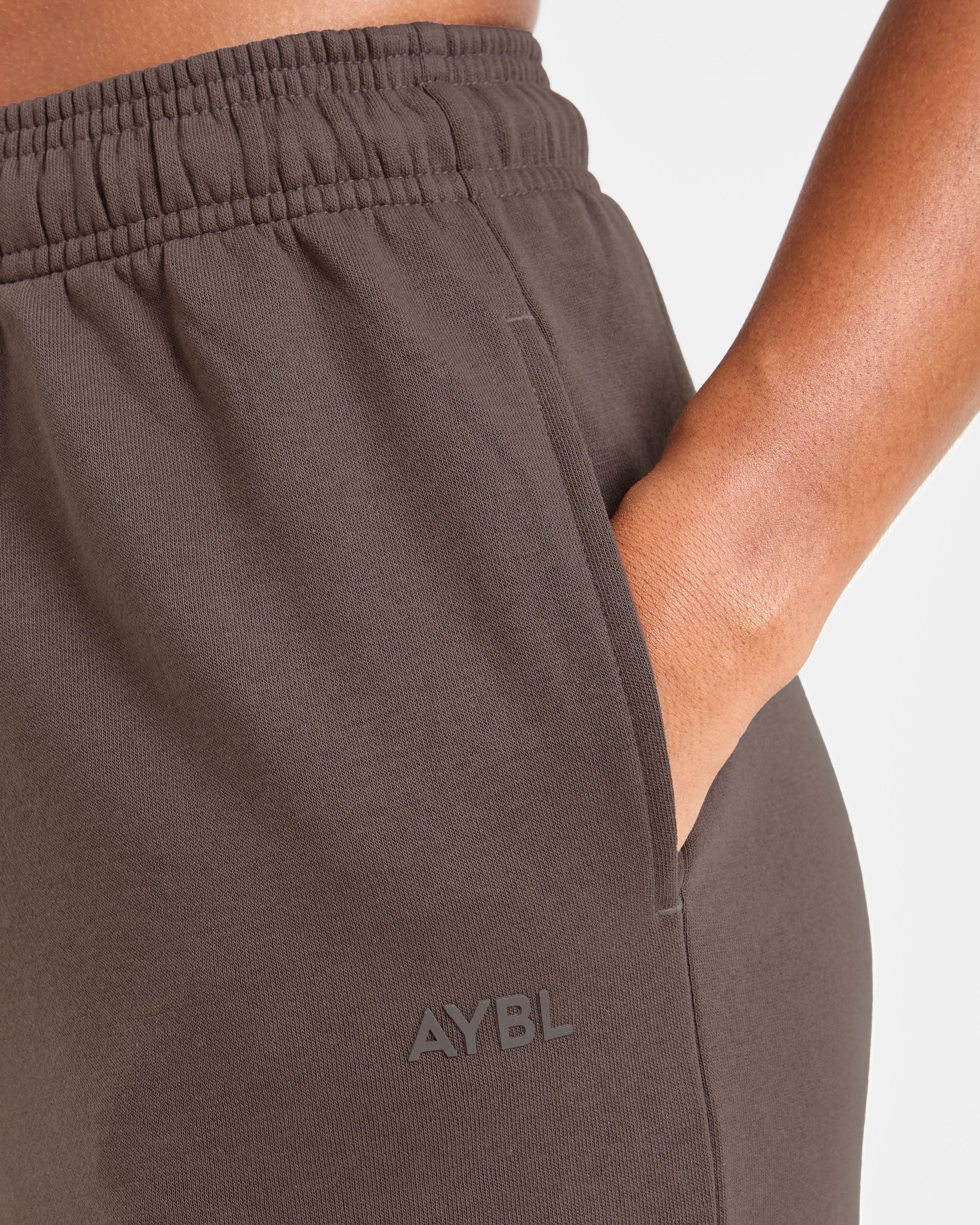 Lifestyle Oversized Straight Leg Joggers - Umber Braun