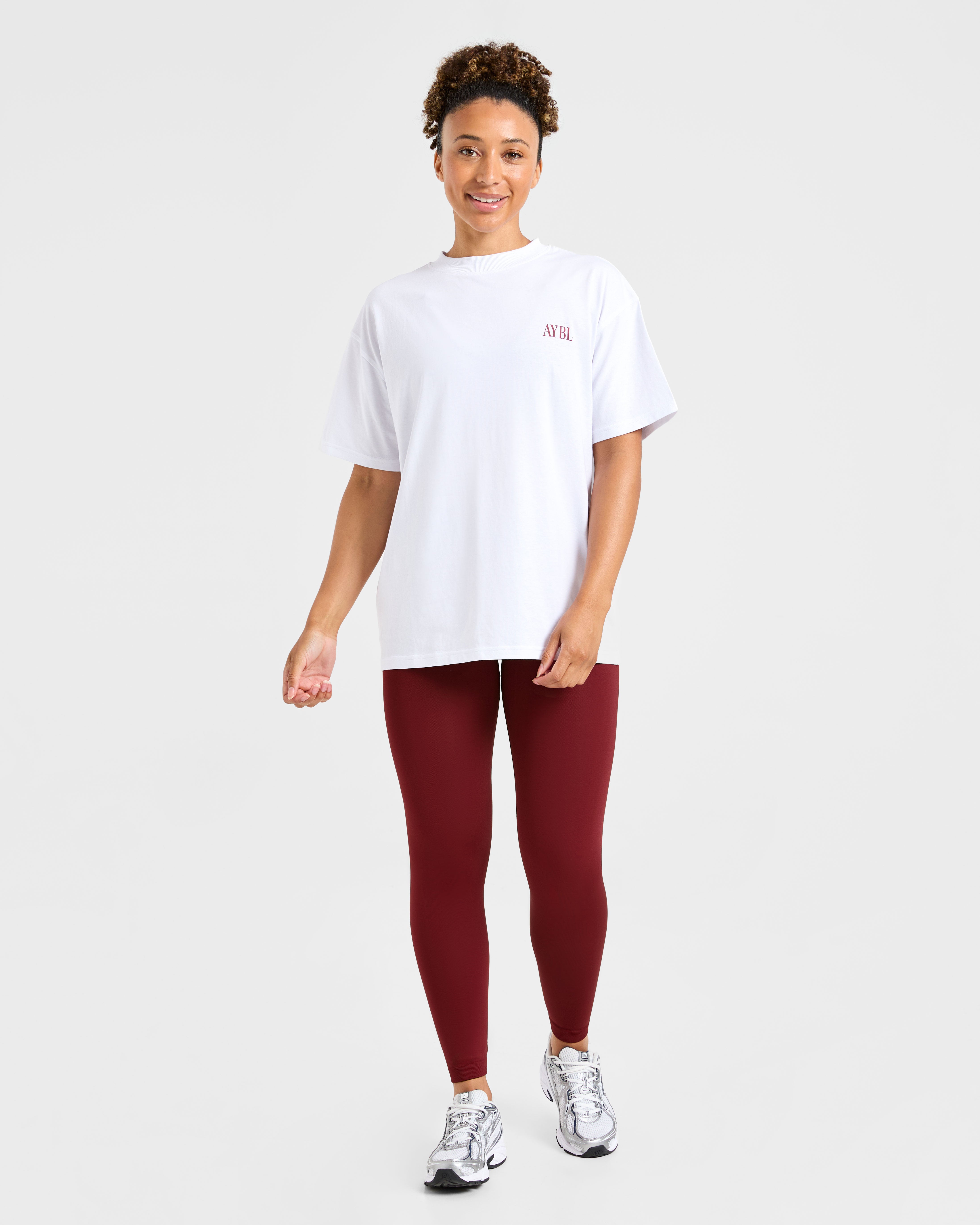 AYBL Strength Studio Oversized T Shirt - Weiß
