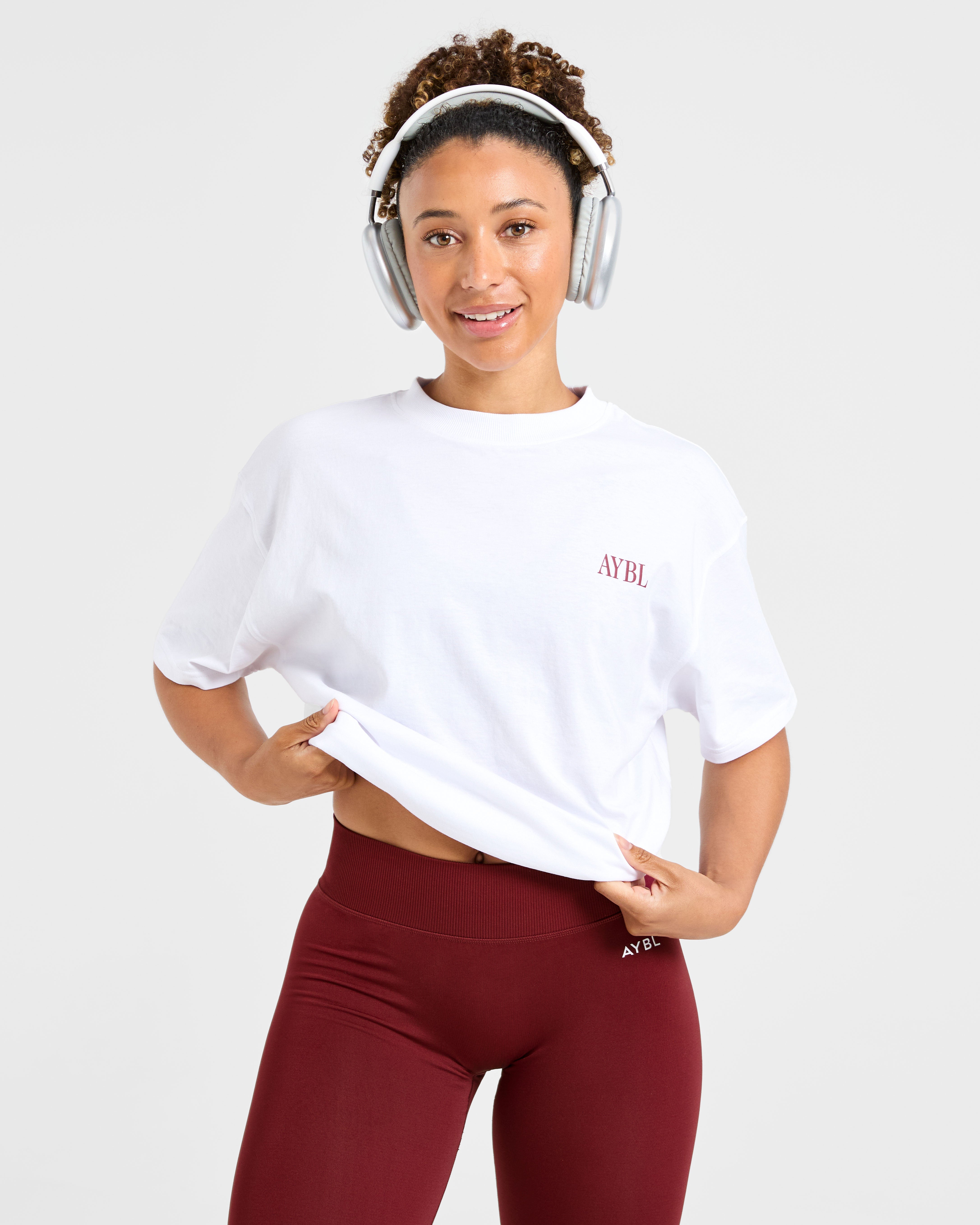 AYBL Strength Studio Oversized T Shirt - Weiß
