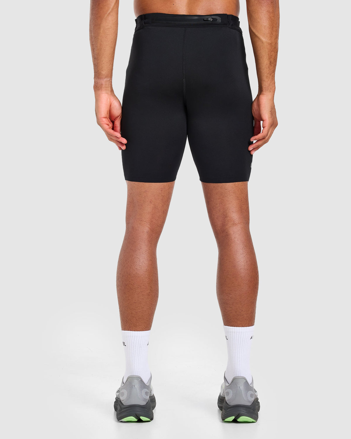 Run Tight Shorts - Schwarz