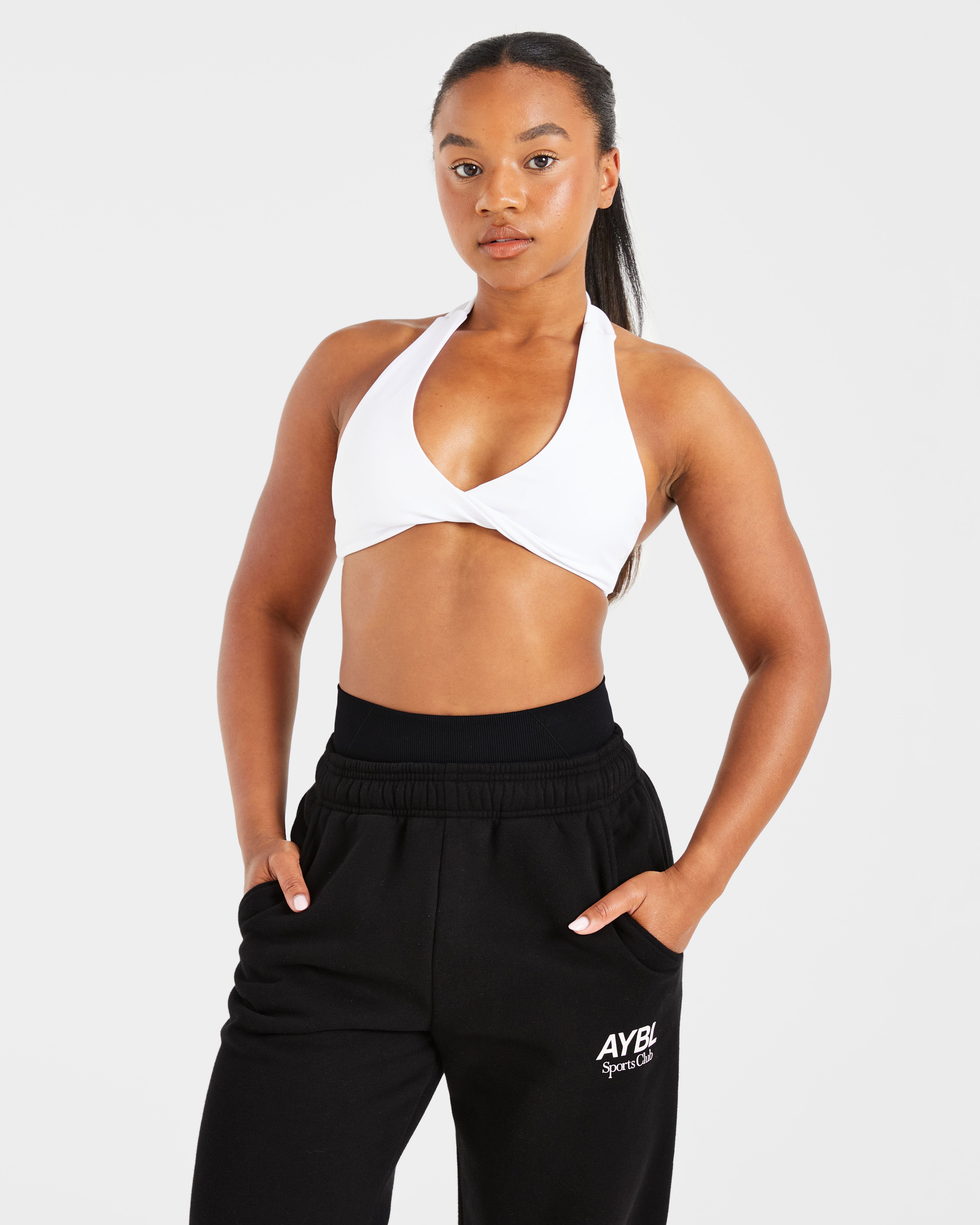 Essential Halterneck Sports Bra - Weiß