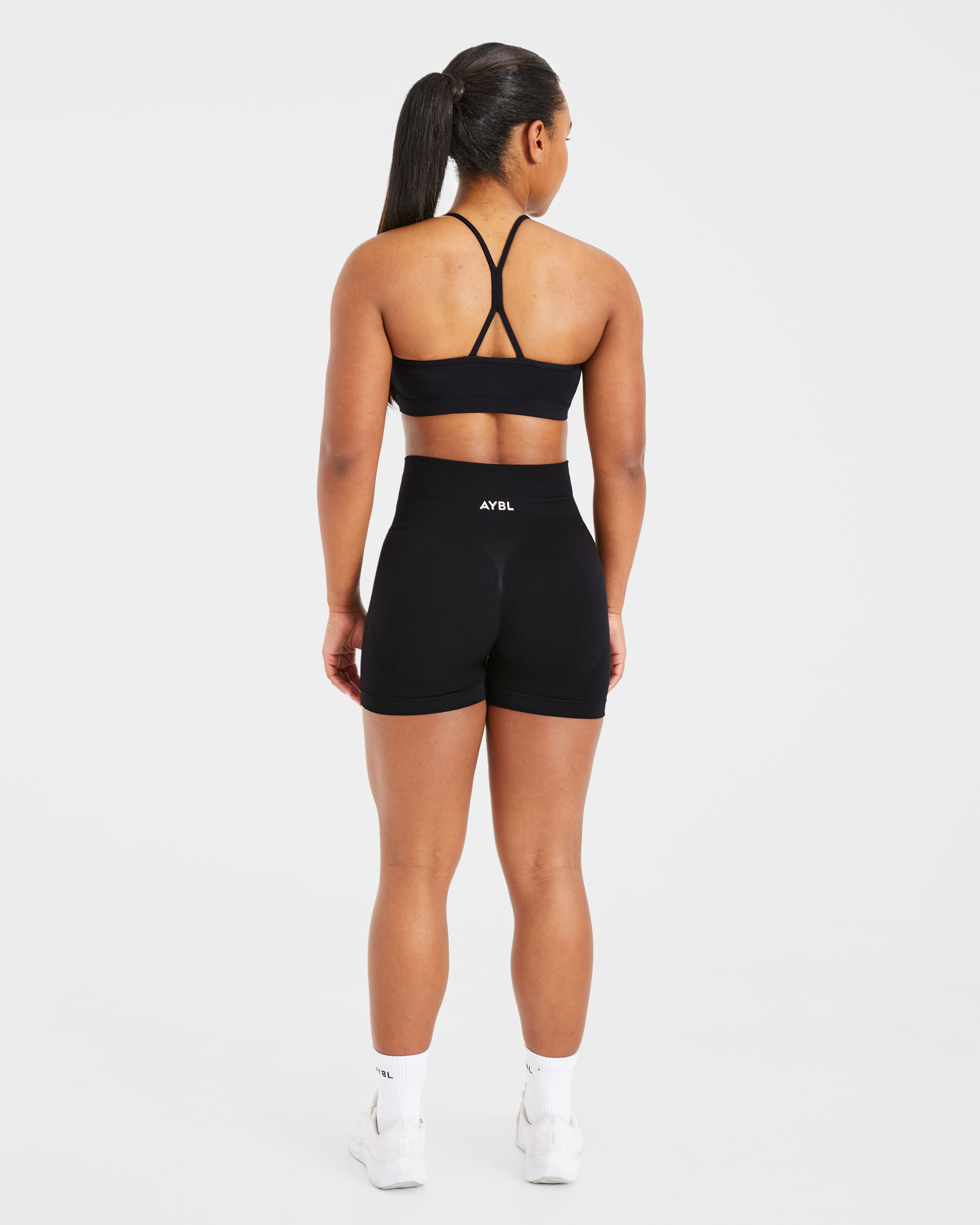 Essential Ruched Sports Bra - Schwarz