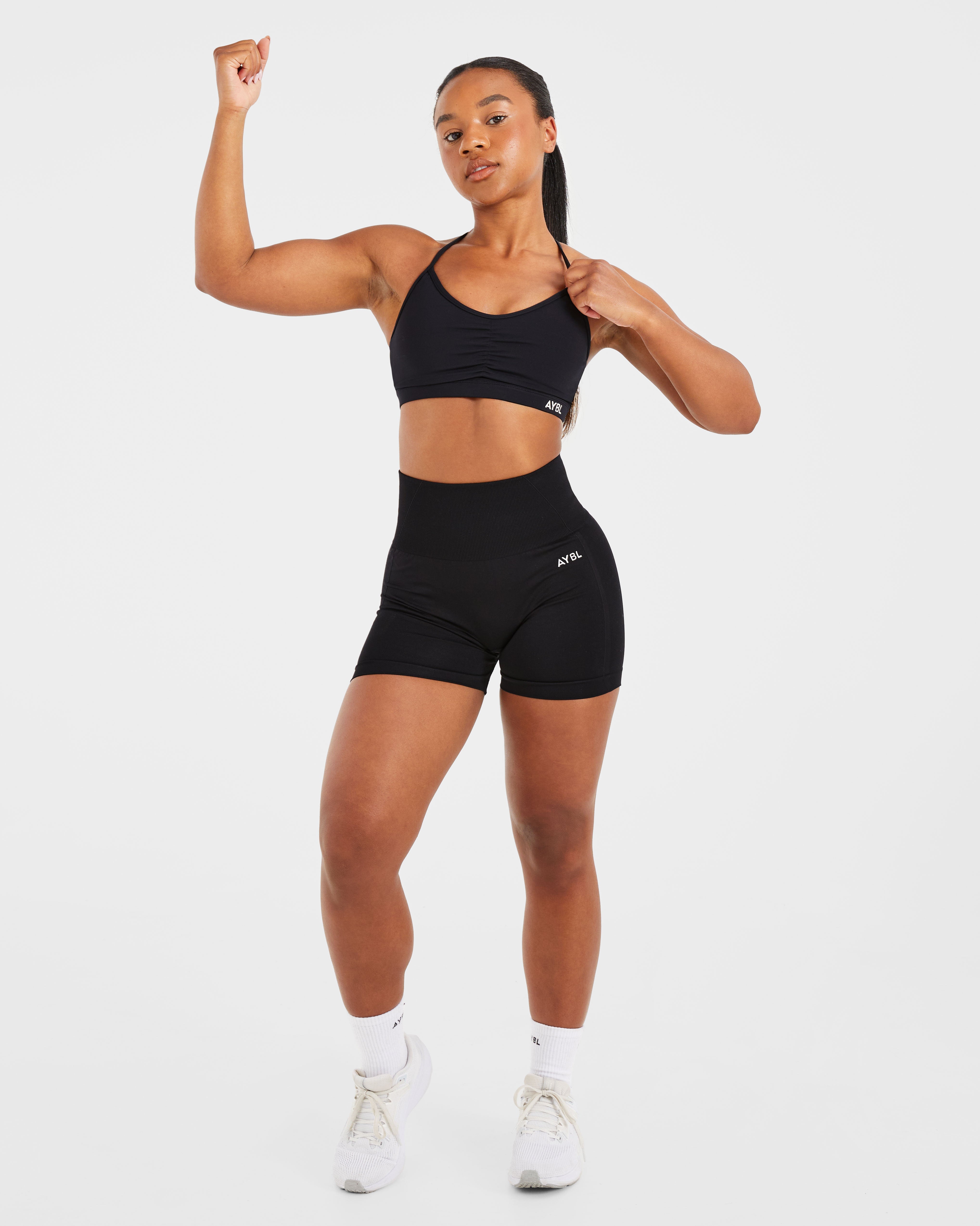 Essential Ruched Sports Bra - Schwarz