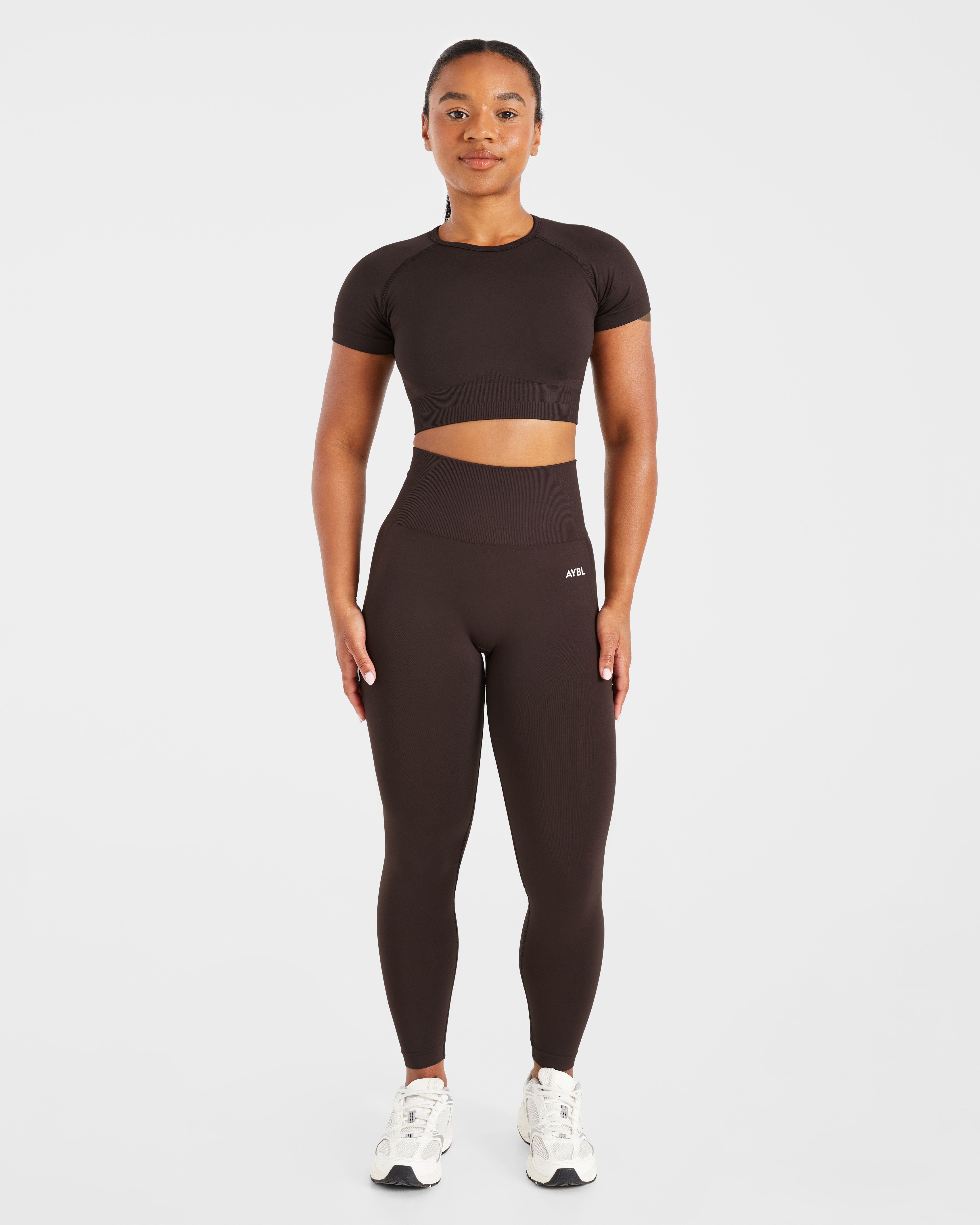 Empower Seamless Crop Top - Cocoa Braun